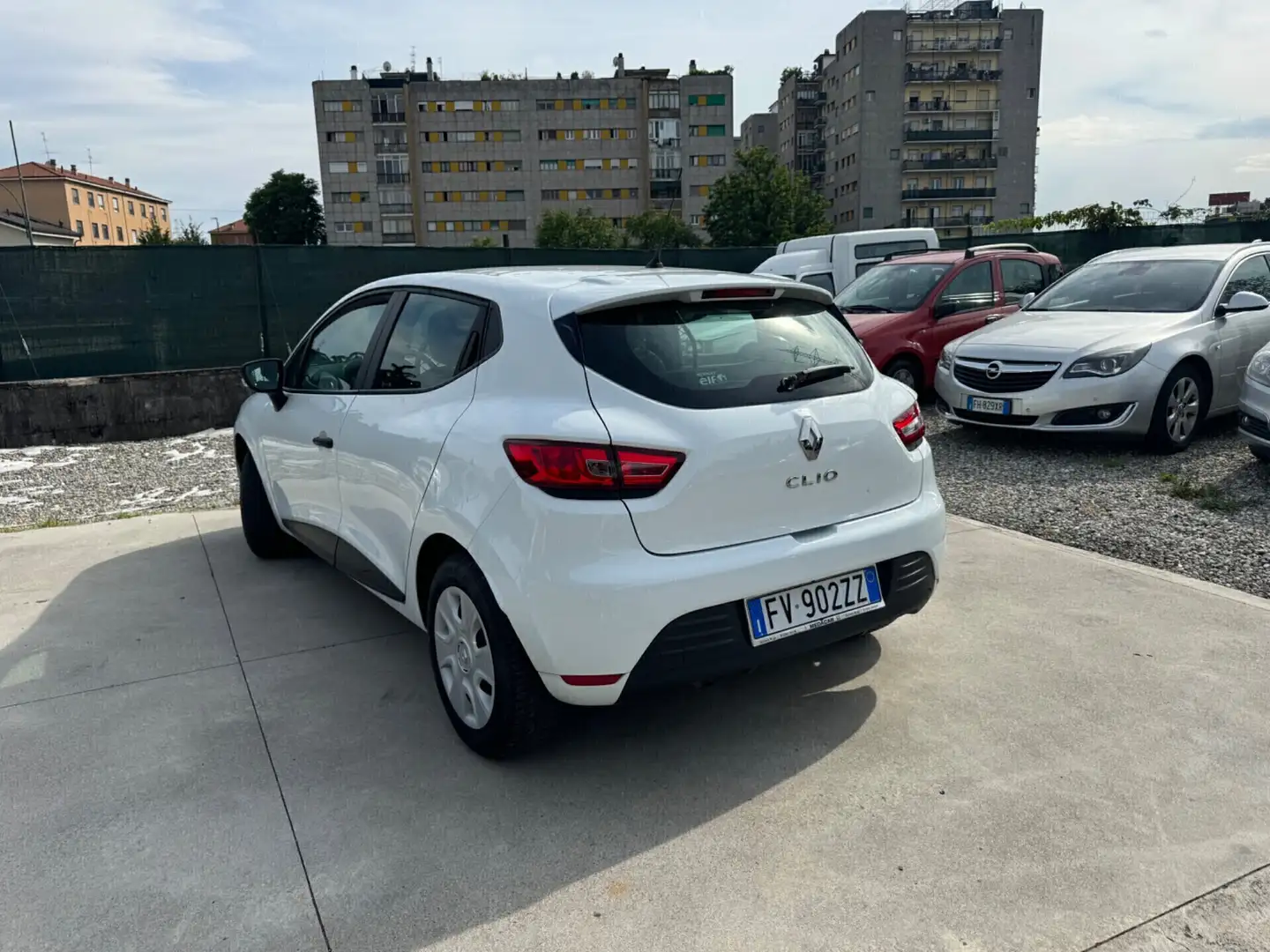 Renault Clio Clio TCe 12V 75 CV 5 porte Van Energy Bianco - 2