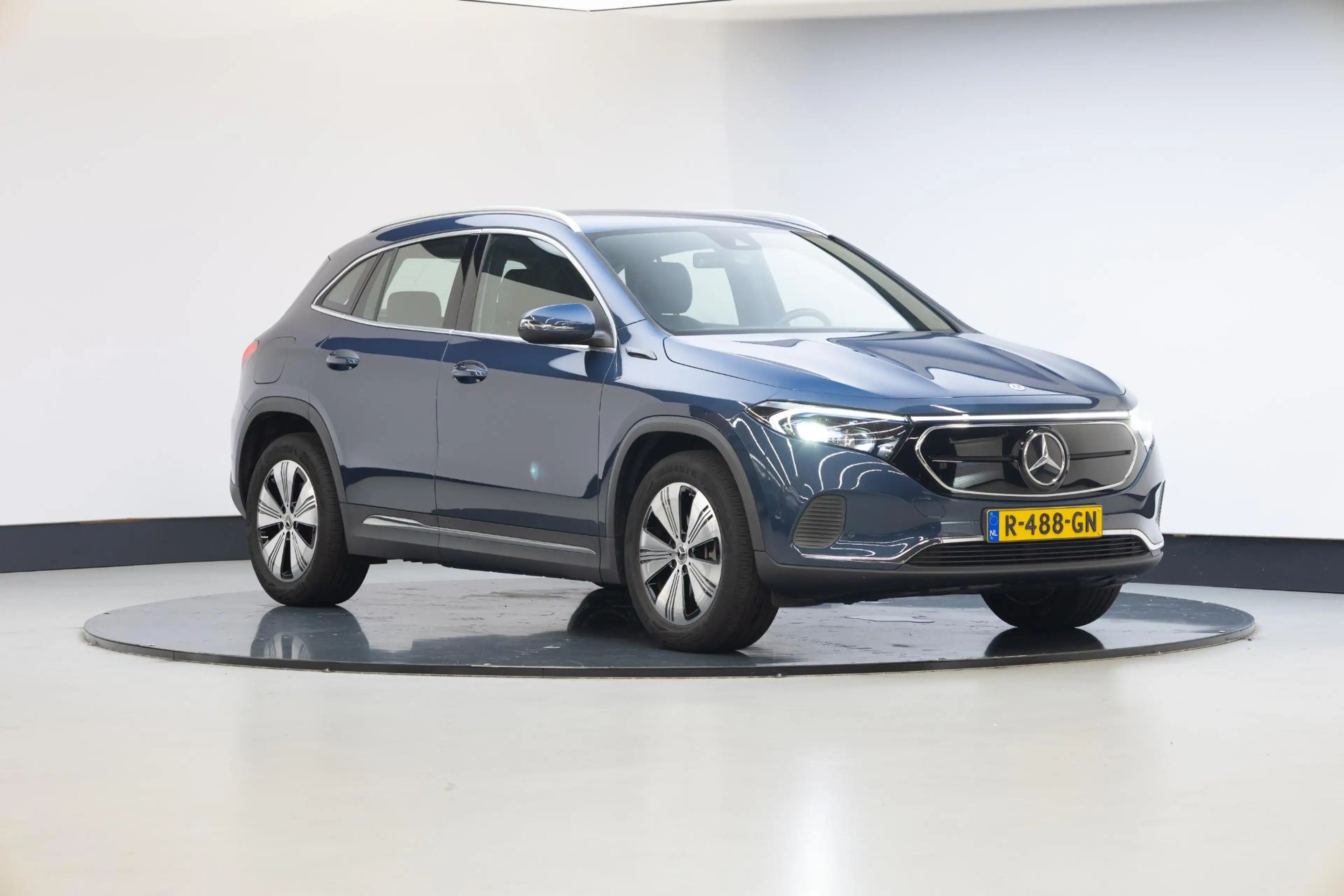 Mercedes-Benz EQA 250 Business Line 67 kWh
