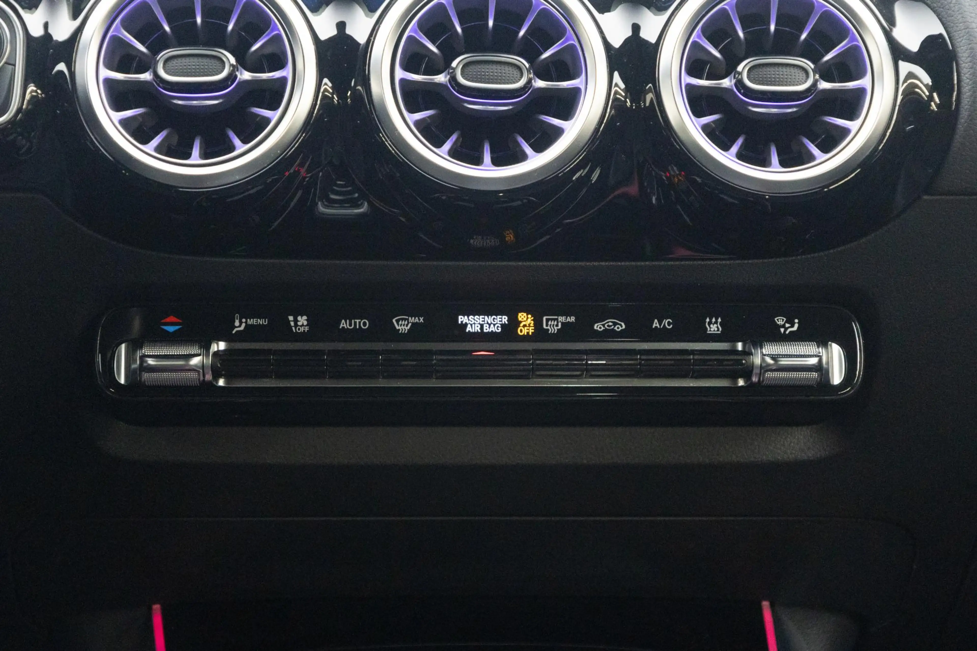 Mercedes-Benz EQA 250 Business Line 67 kWh — photo 13