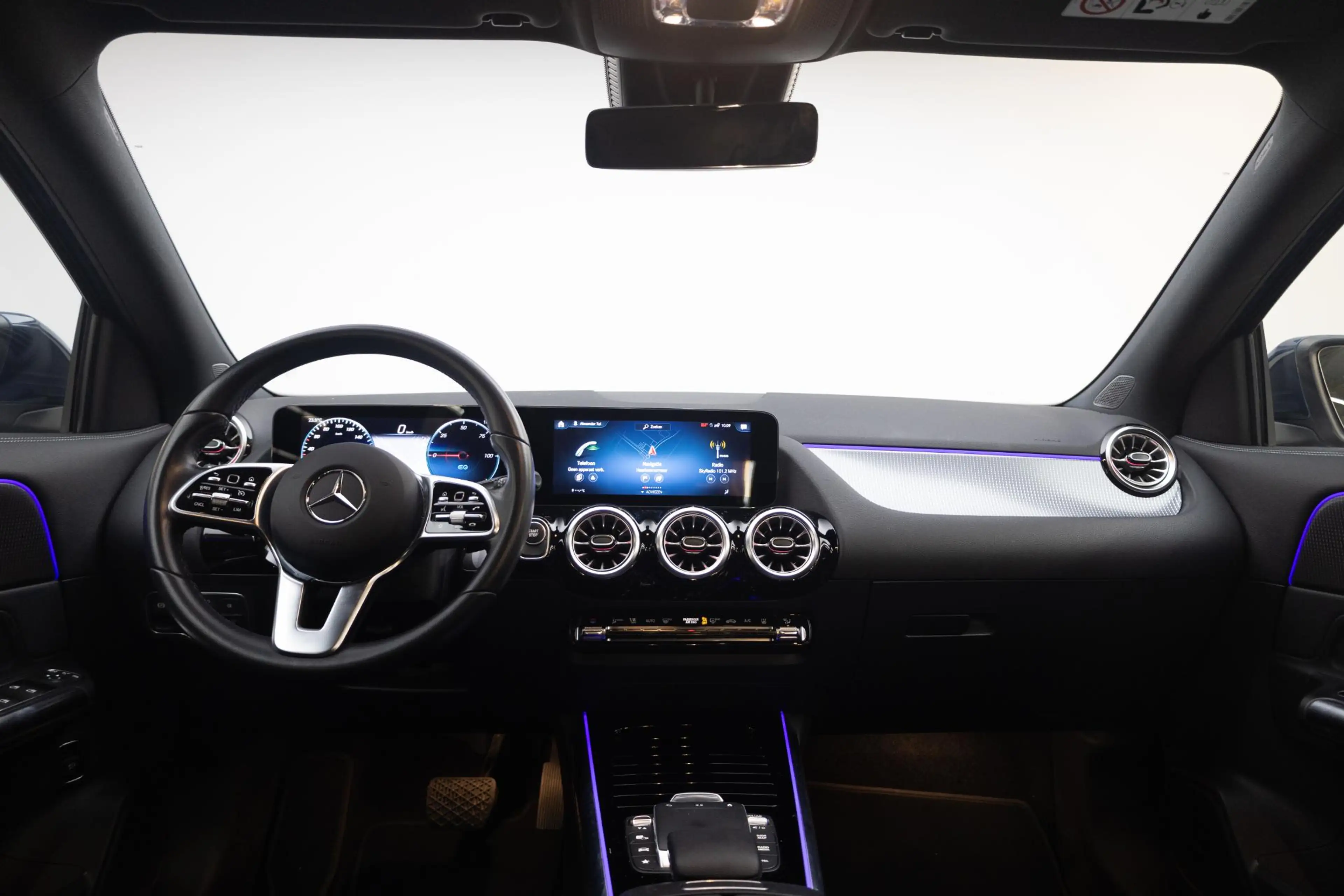 Mercedes-Benz EQA 250 Business Line 67 kWh — photo 6