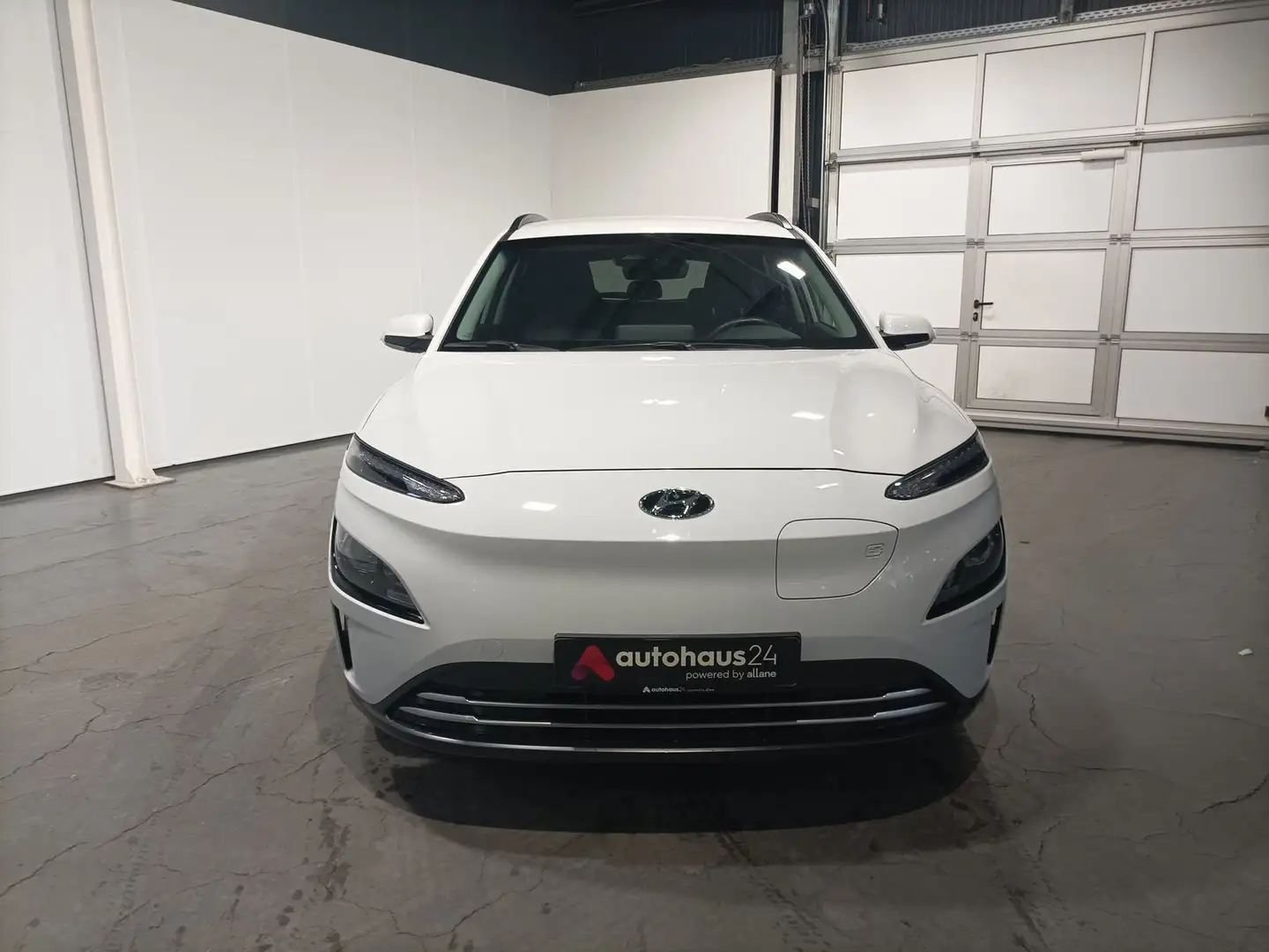 Hyundai Kona Ed. 30+ 39,2 kWh Navi|ParkPilot|ACC|Kamera Weiß - 2