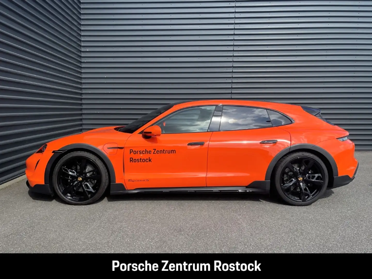 Porsche Taycan 4S Cross Turismo Offroad des Paket 21-Zoll Arancione - 2