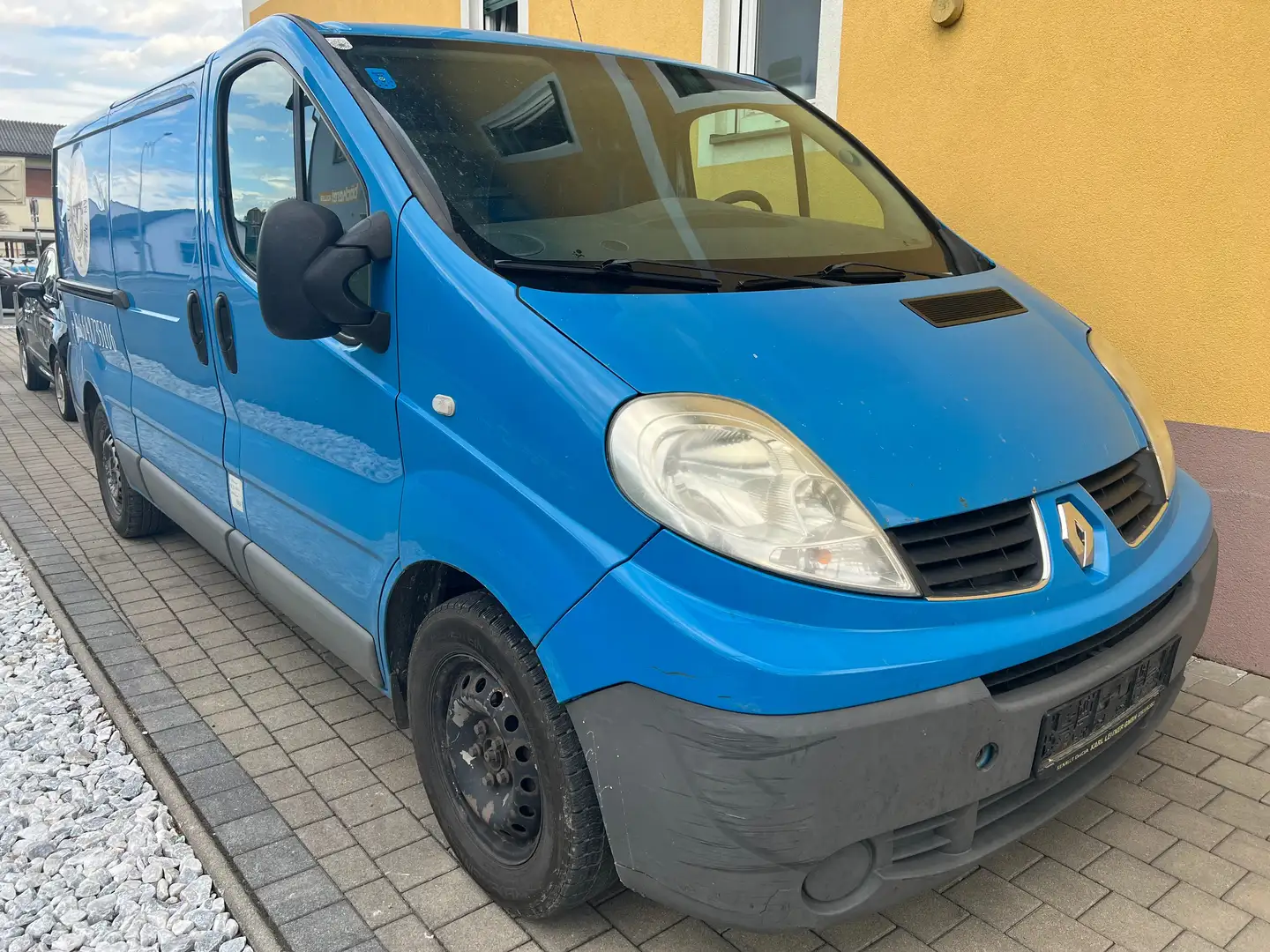 Renault Trafic L2H1 2,9t Komfort mit Anhängerkupplung Blau - 1