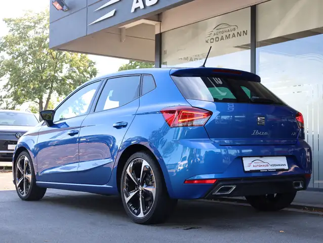 Seat Ibiza view 8