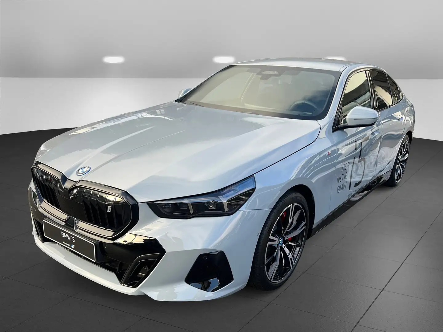 BMW i5 eDrive40 Grijs - 1