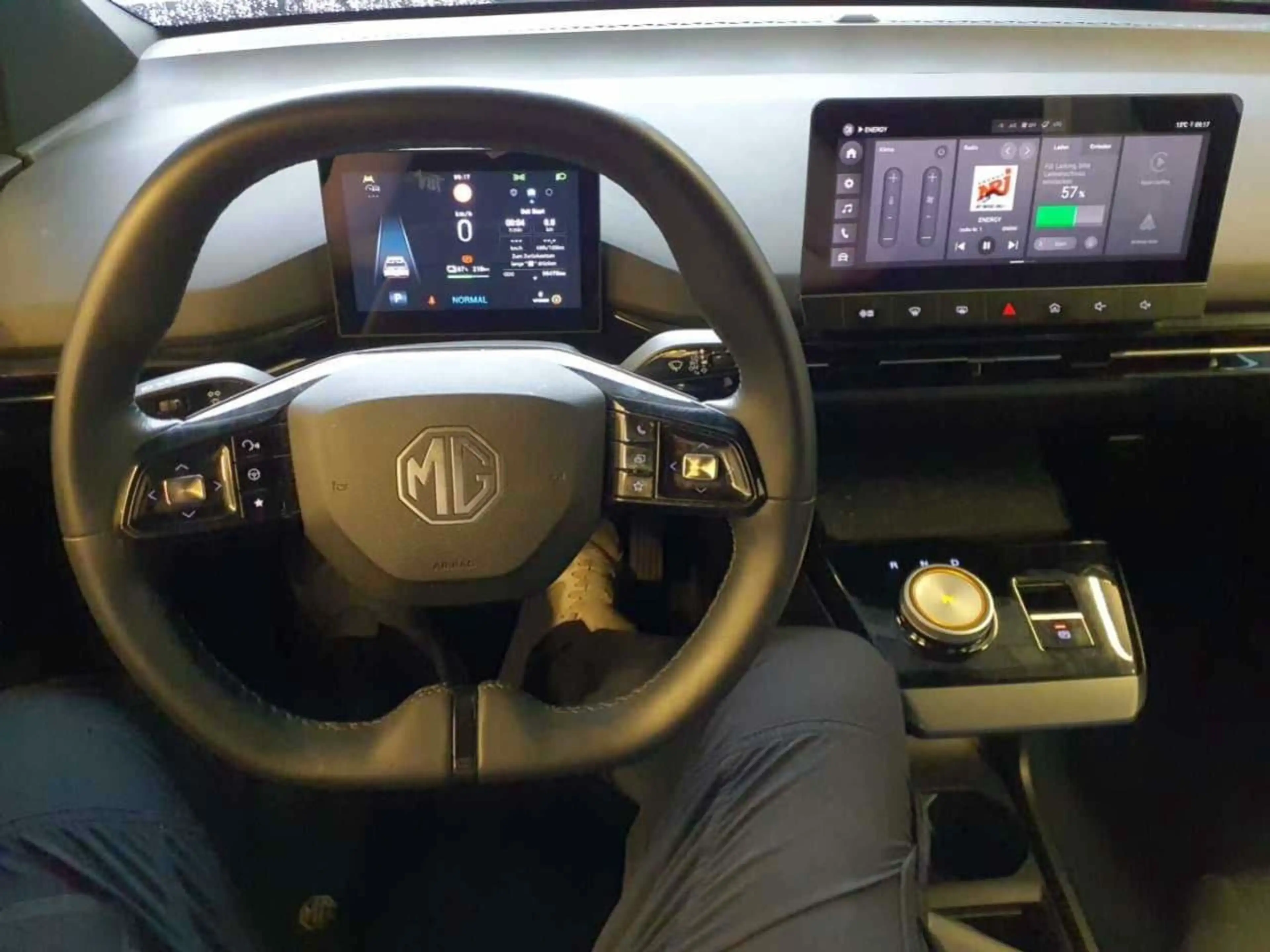 MG MG4 125 kW Standard 51 kWh ACC BLIS LED Lane AUT Klima — photo 6