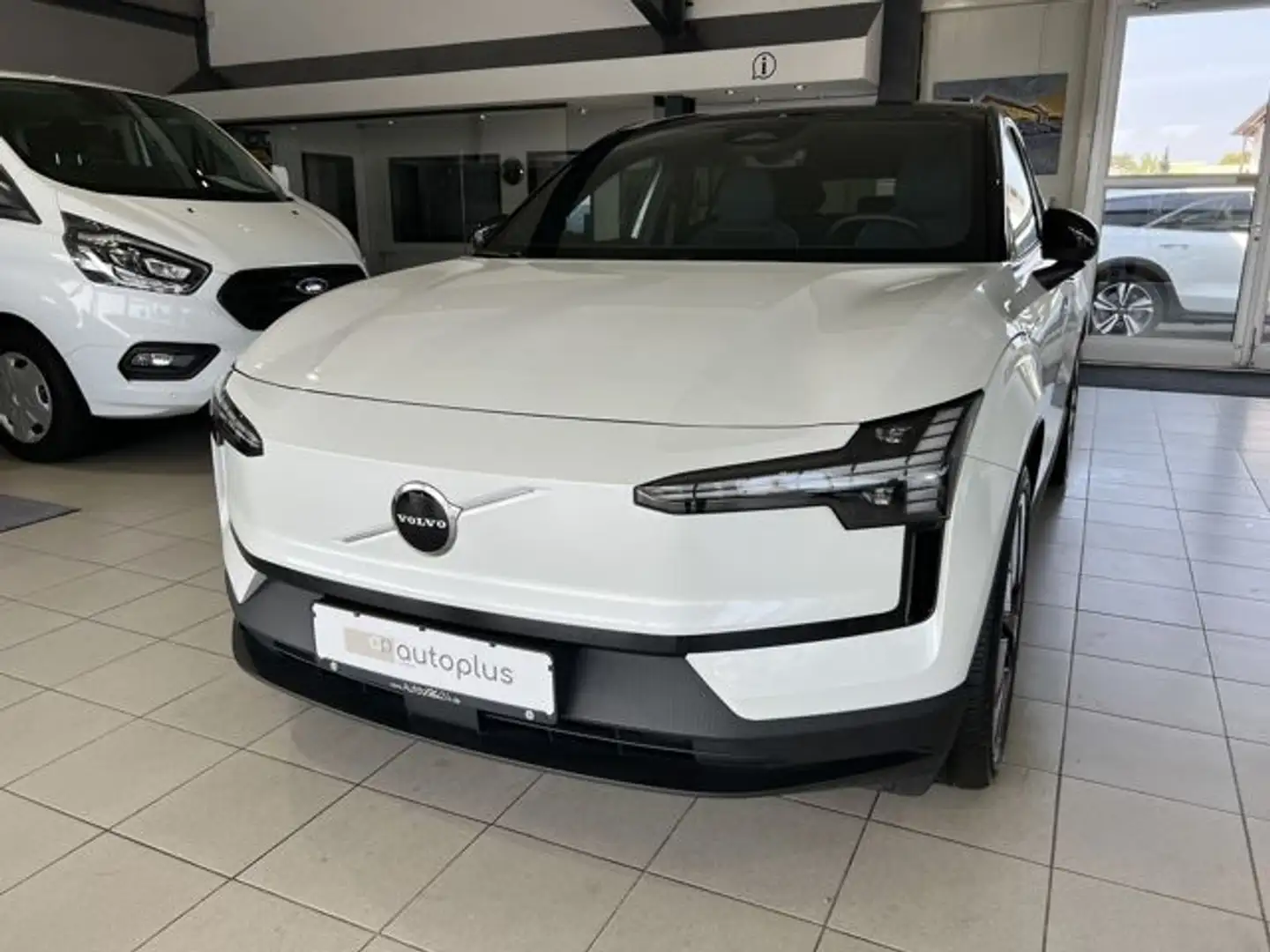 Volvo EX30 Plus AWD Performance ACC BLIS WinterPaket Blanc - 2