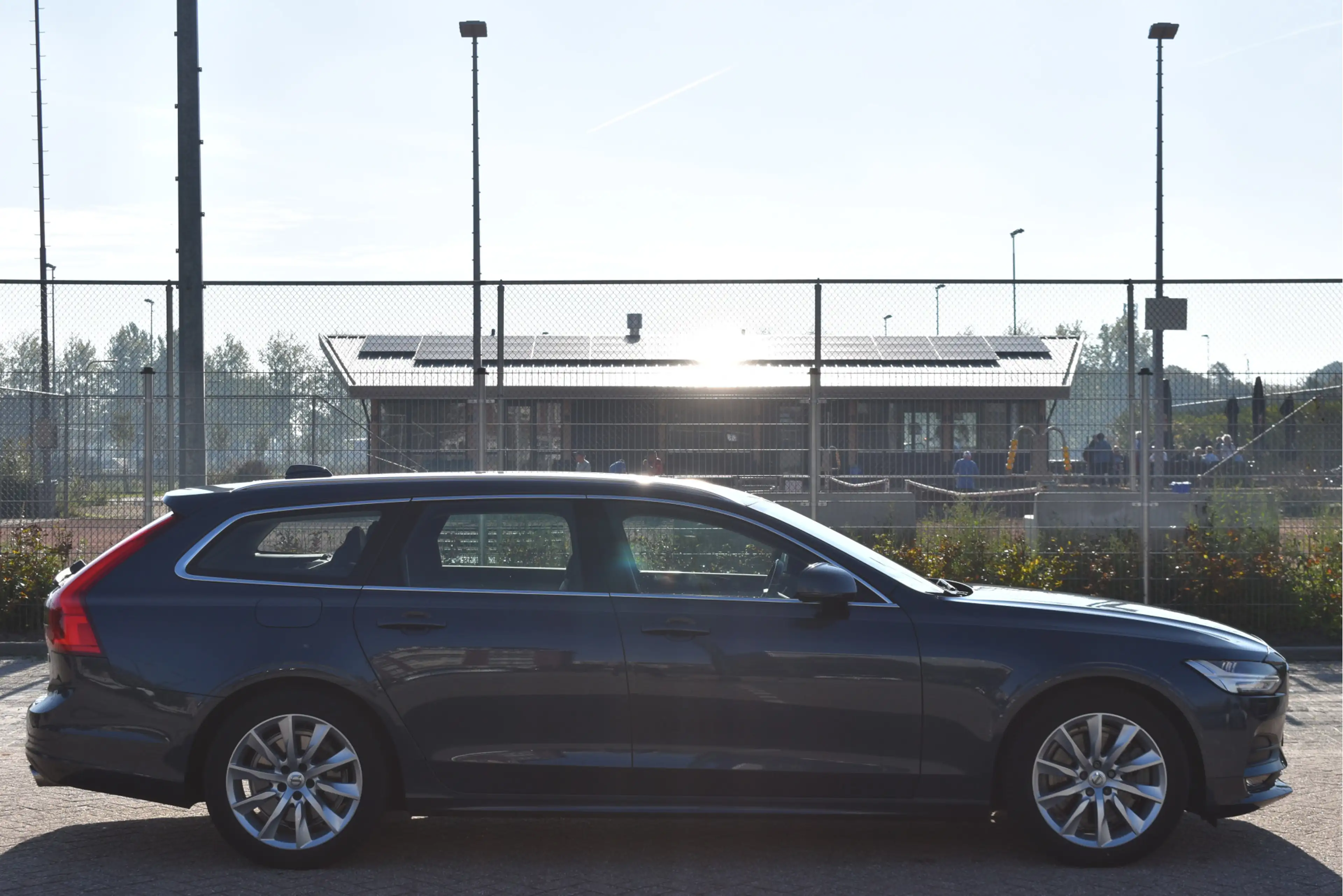 Volvo V90 2.0 T4 Momentum ,ORGINEEL NEDERLANDSE AUTO , BOEKJ — photo 6