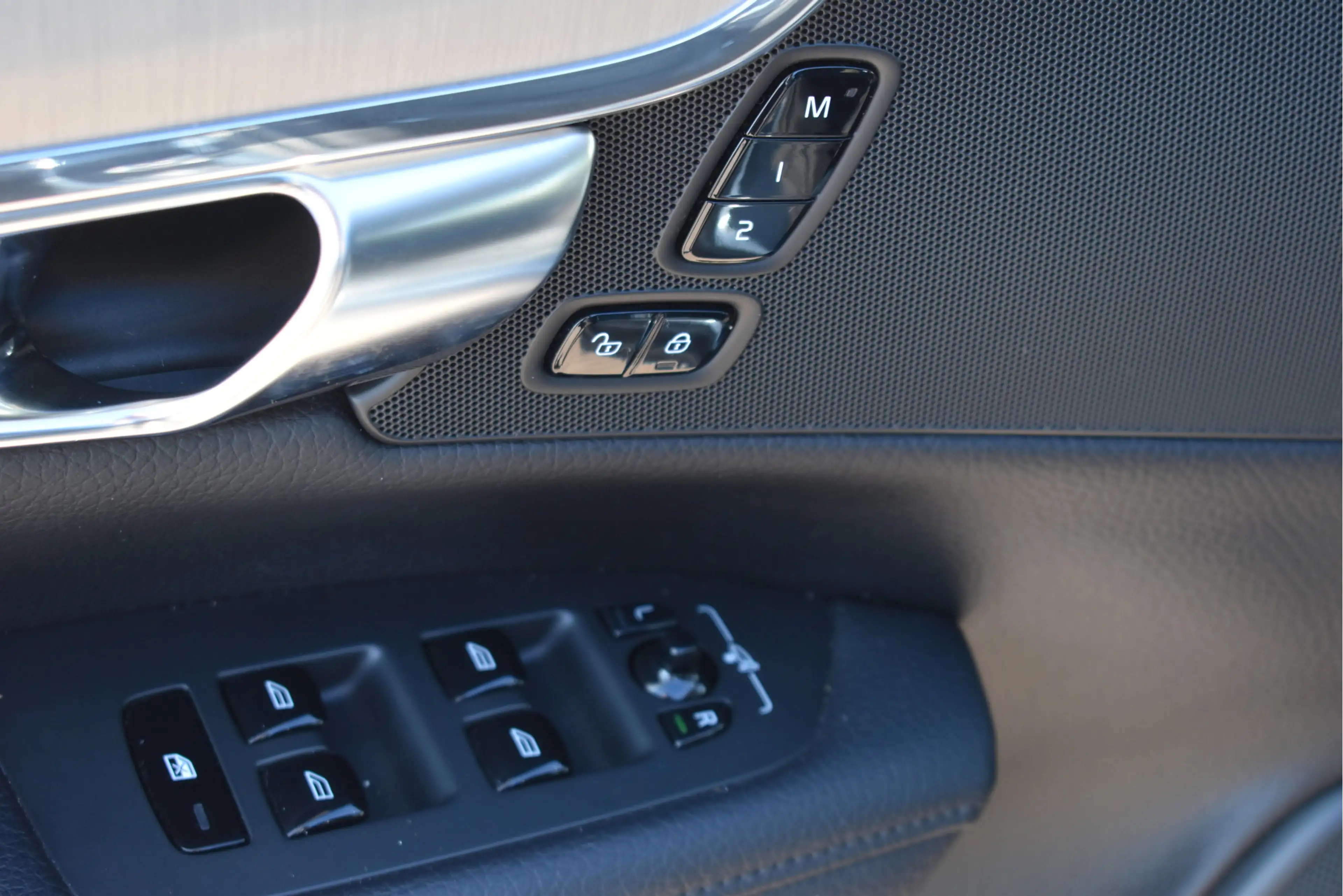 Volvo V90 2.0 T4 Momentum ,ORGINEEL NEDERLANDSE AUTO , BOEKJ — photo 15