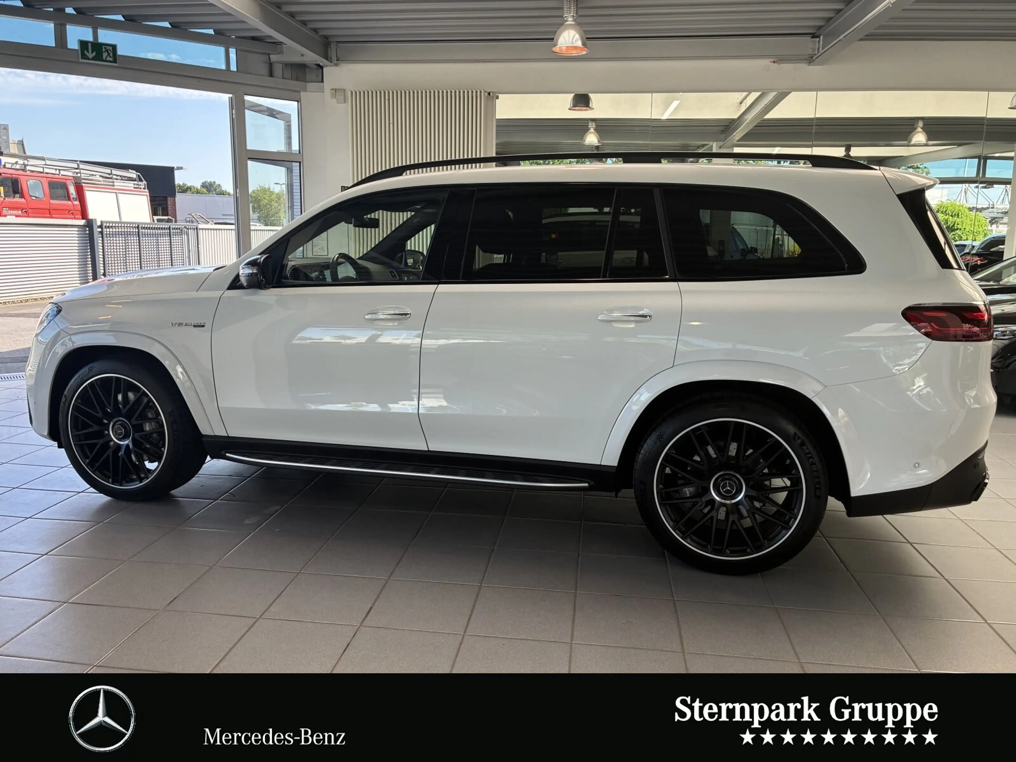 Mercedes-Benz GLS 63 AMG AMG GLS 63 4M+ Ultimate TV*Massage*Carbon*Full.. — photo 4
