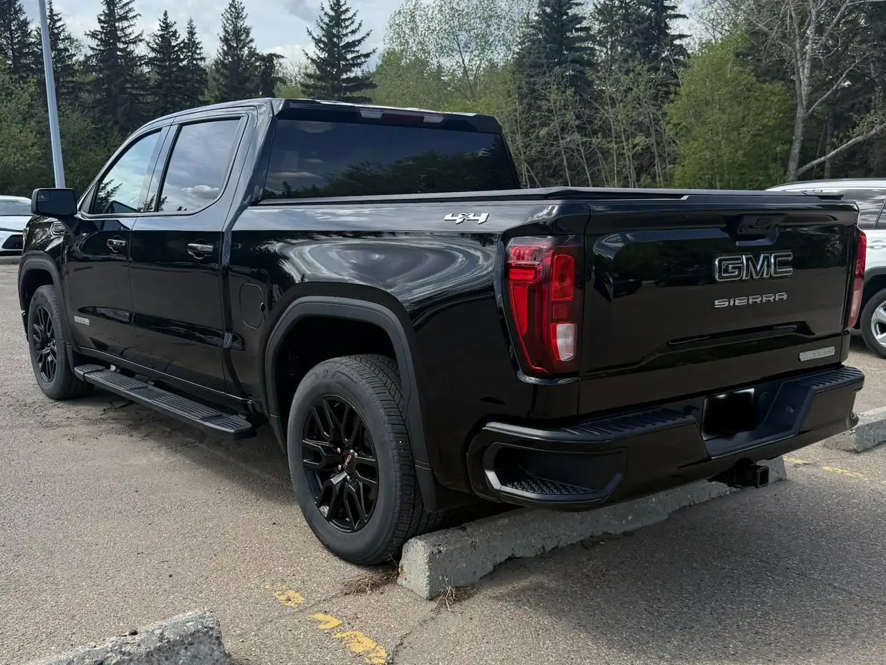 GMC Sierra 1500 снимка GMC Sierra 1500