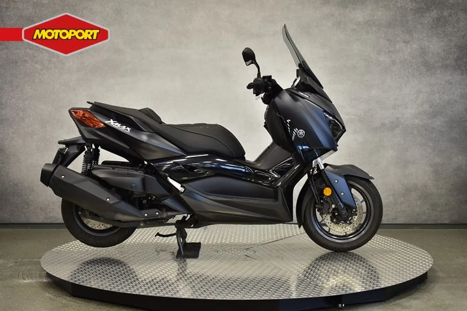 Yamaha X-Max 400 IRON Siyah - 1
