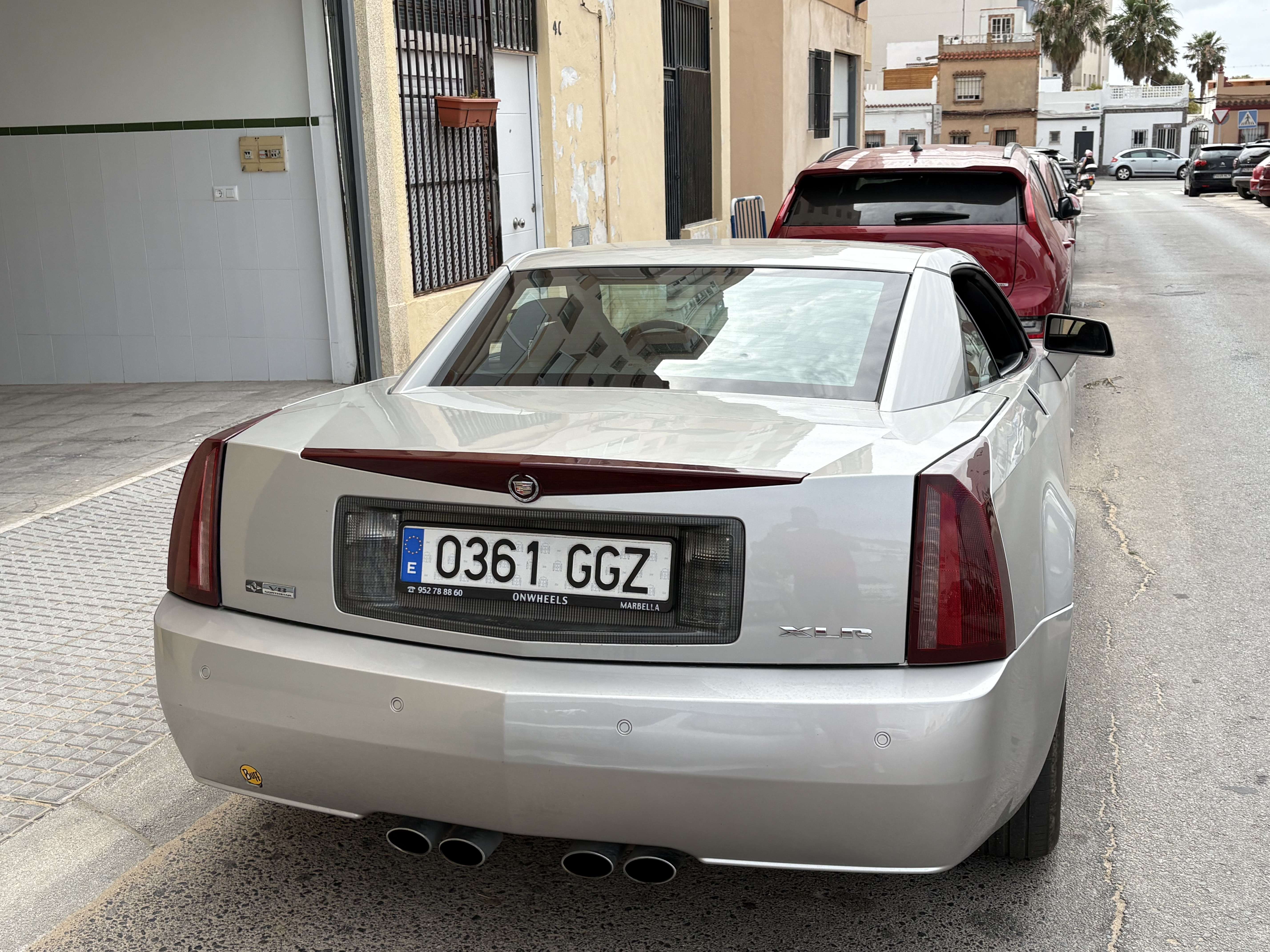 Cadillac XLR 4.6 V8 - foto 1