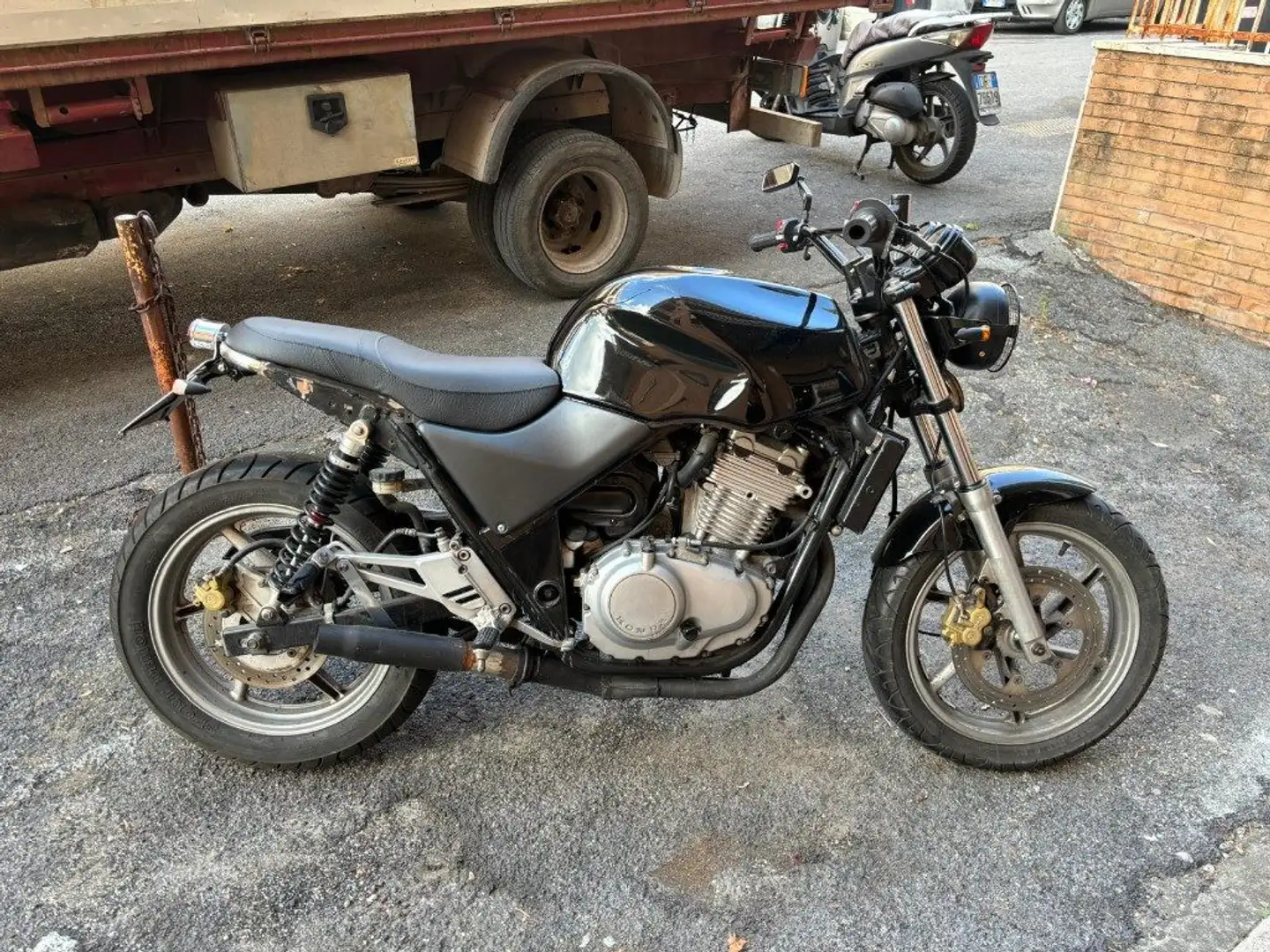 Honda CB 500 Progetto Scrambler Nero - 2