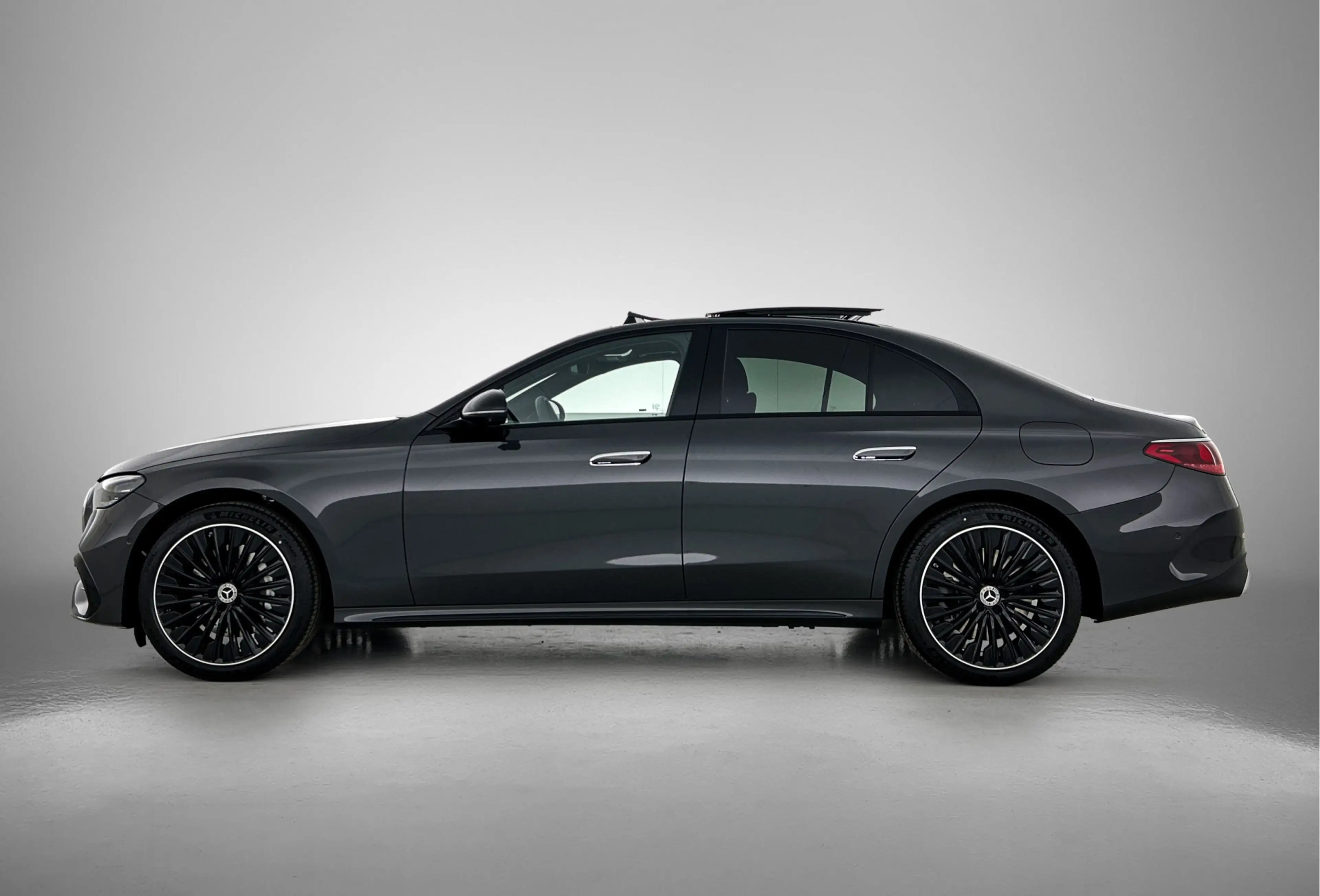 Mercedes-Benz E 300 e Business Solution AMG | Premium pakket | Winterp — photo 3
