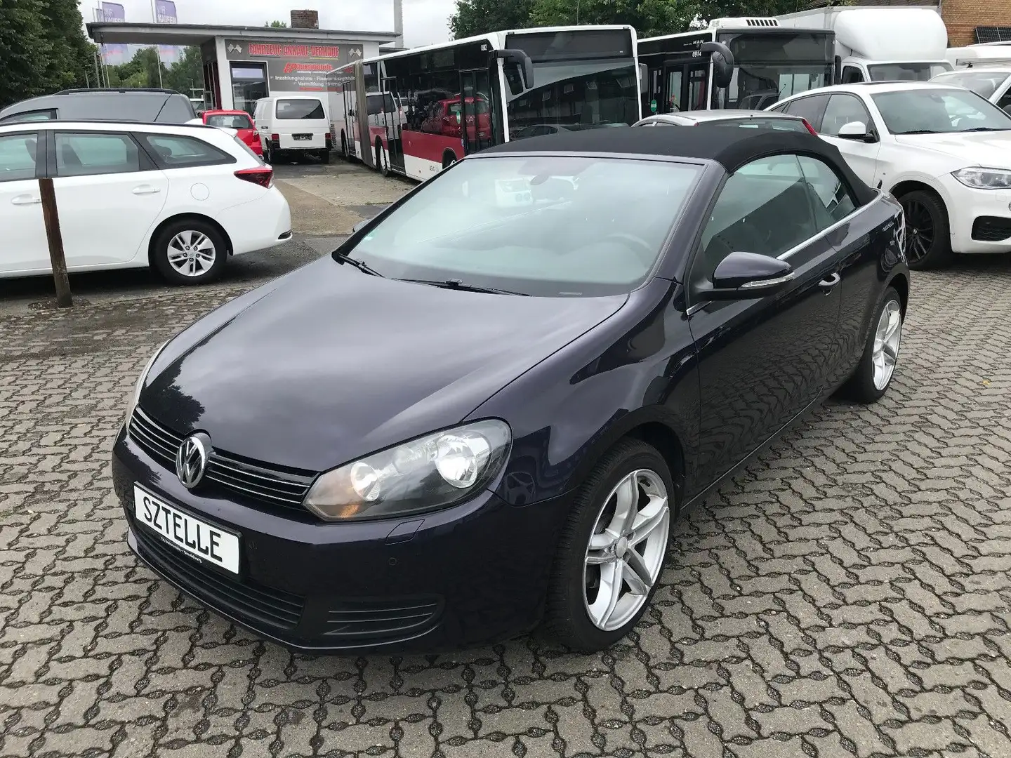 Volkswagen Golf VI Cabriolet Basis Violett - 1