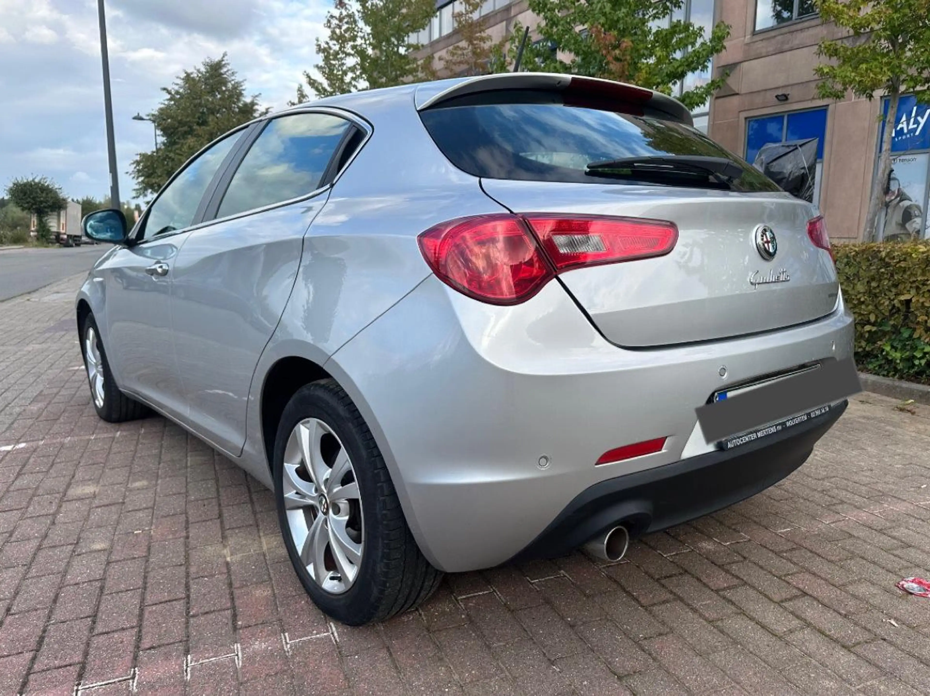 Alfa Romeo Giulietta 1.6 JTD M-Jet Distinctive — photo 5