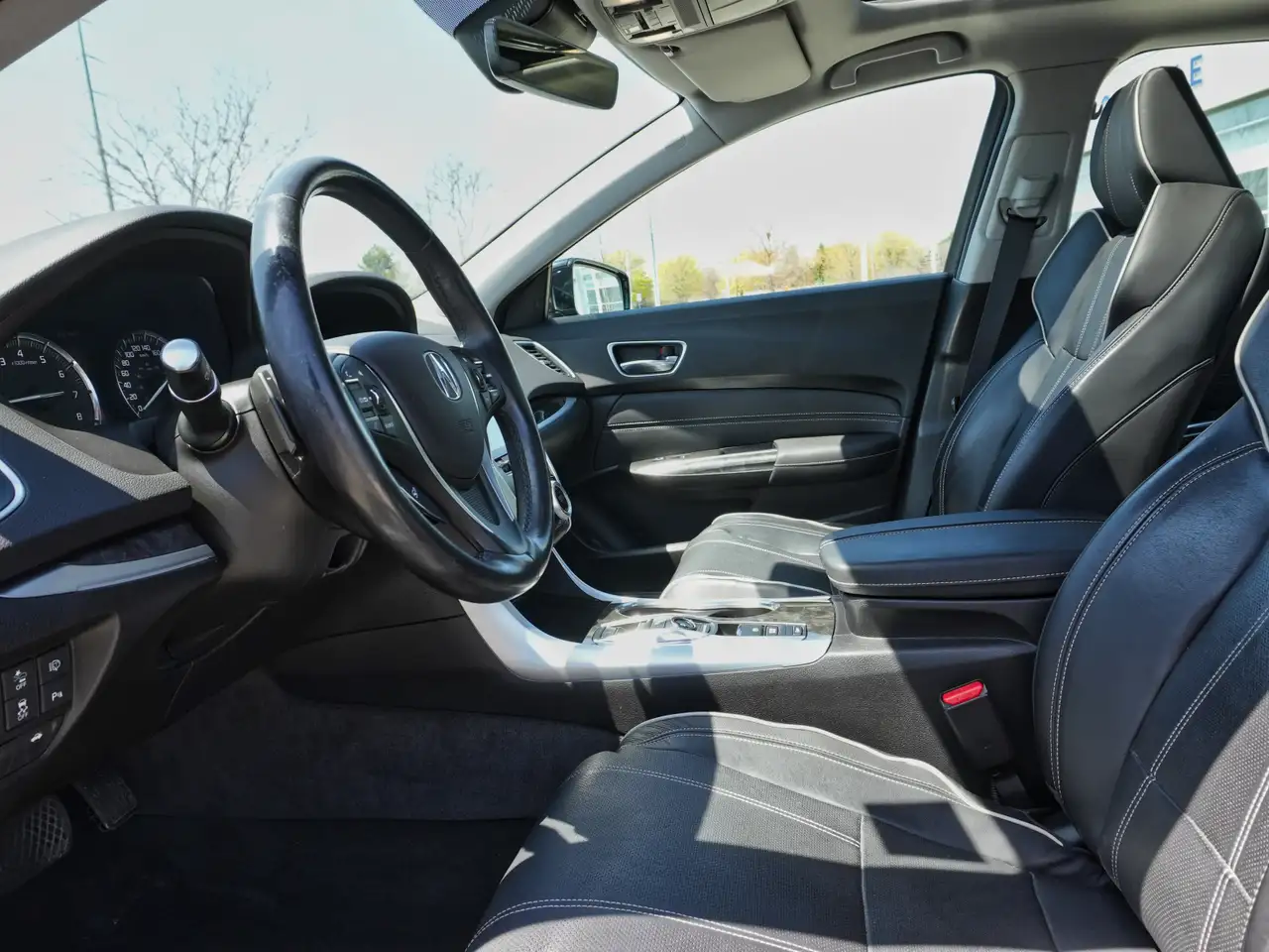 Acura TLX photo Acura TLX
