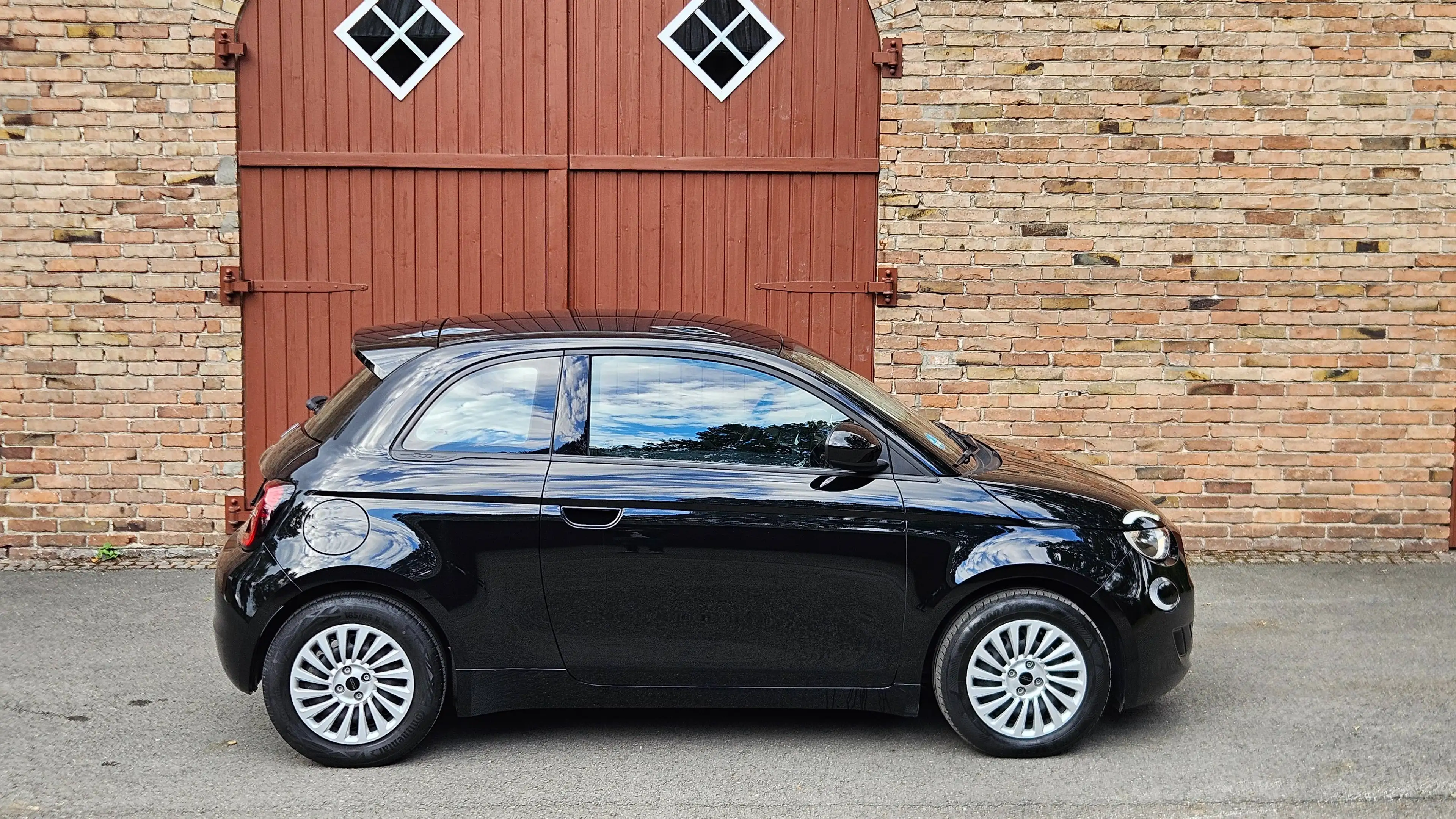 Fiat 500e Action + Winter + Radiopaket 11kW-Onboard Garantie! — photo 15