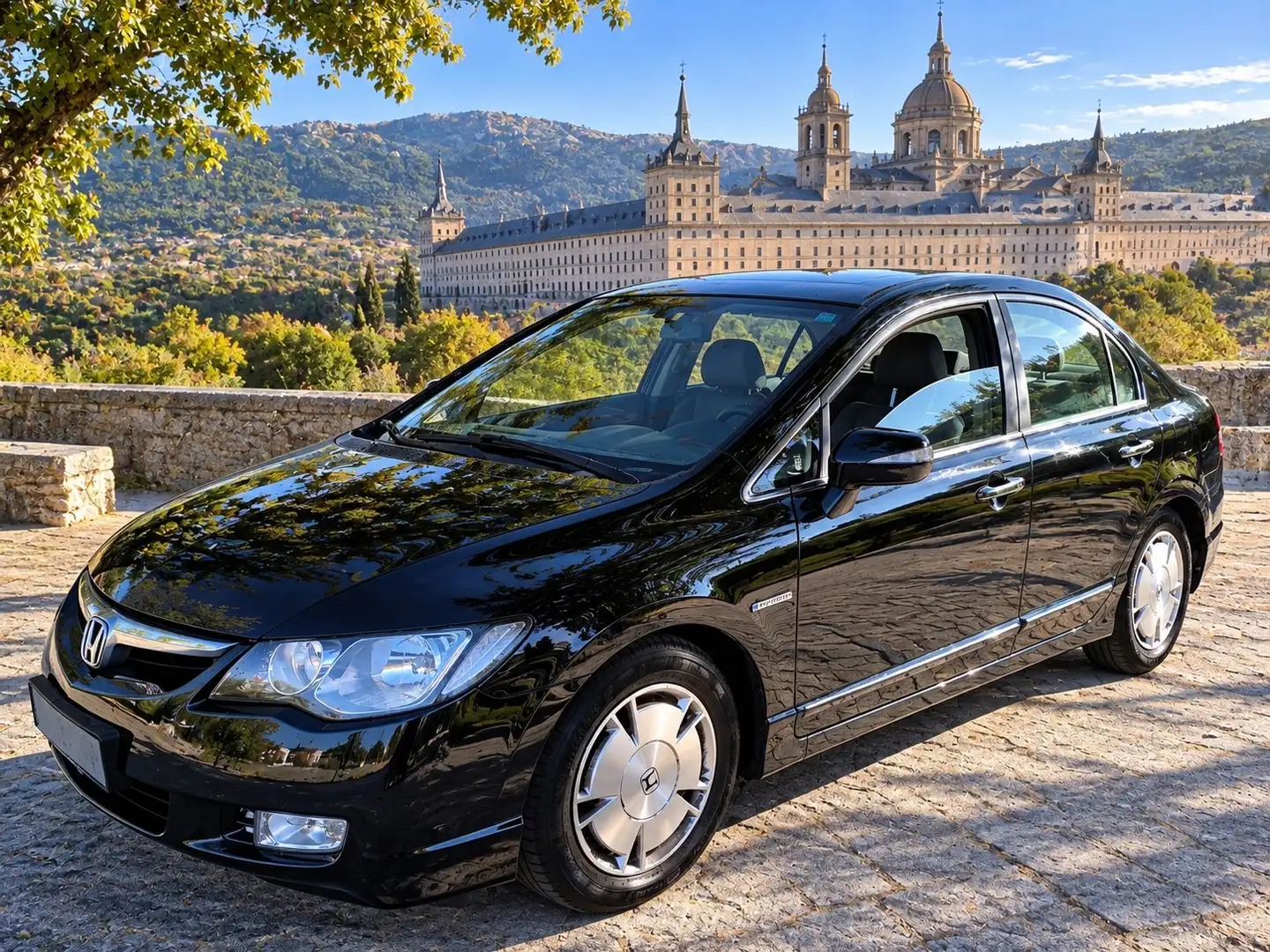 Honda Civic 1.3i-VTEC IMA CVT híbrido etiqueta eco Negro - 1