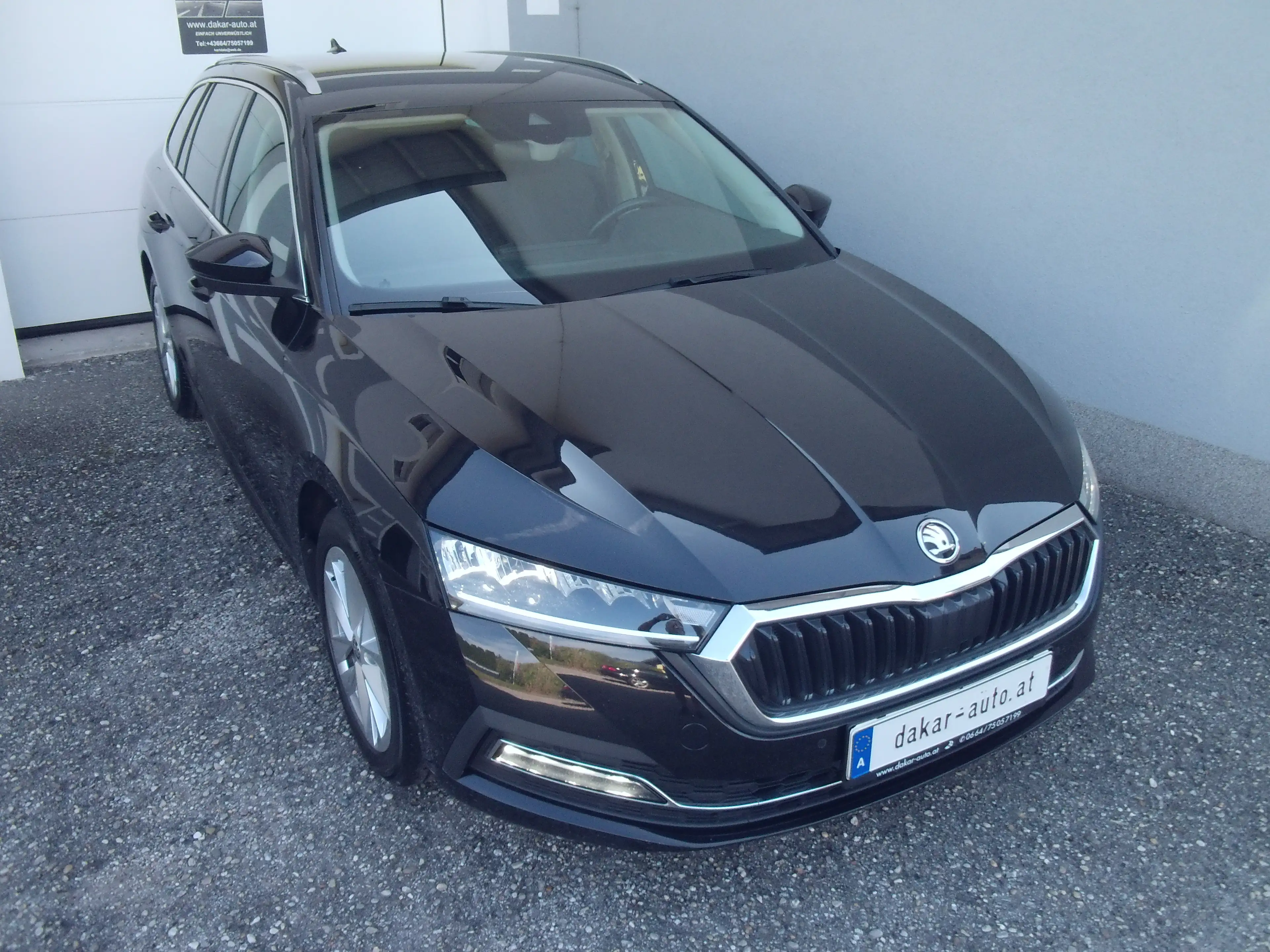 Skoda Octavia Style NAVI, AHK, LED+, SHZ, ALU 17", PDC, TEL — photo 2