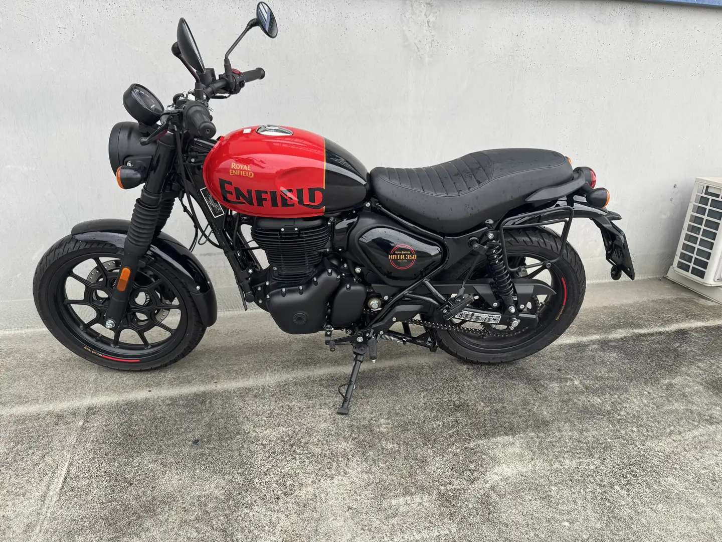 Royal Enfield HNTR350 COMPRESO PASSAGGIO Rojo - 1