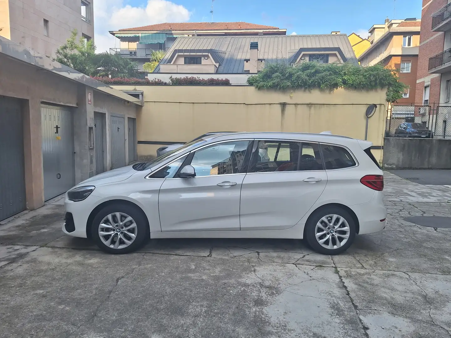 BMW 218 Serie 2 F46 2018 Gran Tourer 218d Bianco - 1