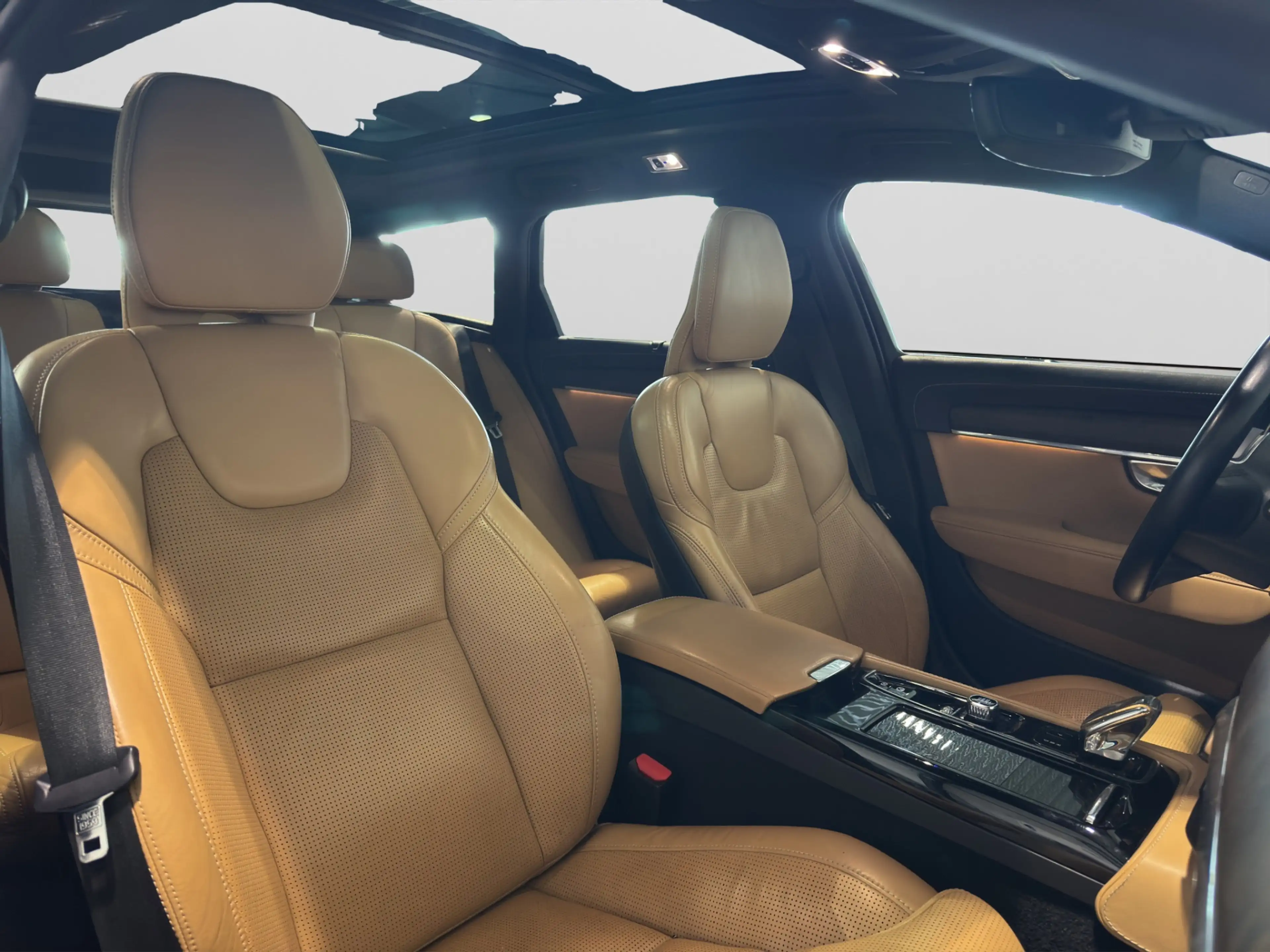 Volvo V90 T8 Aut. Plug-in Hybrid Inscription ACC 360camera L — photo 8