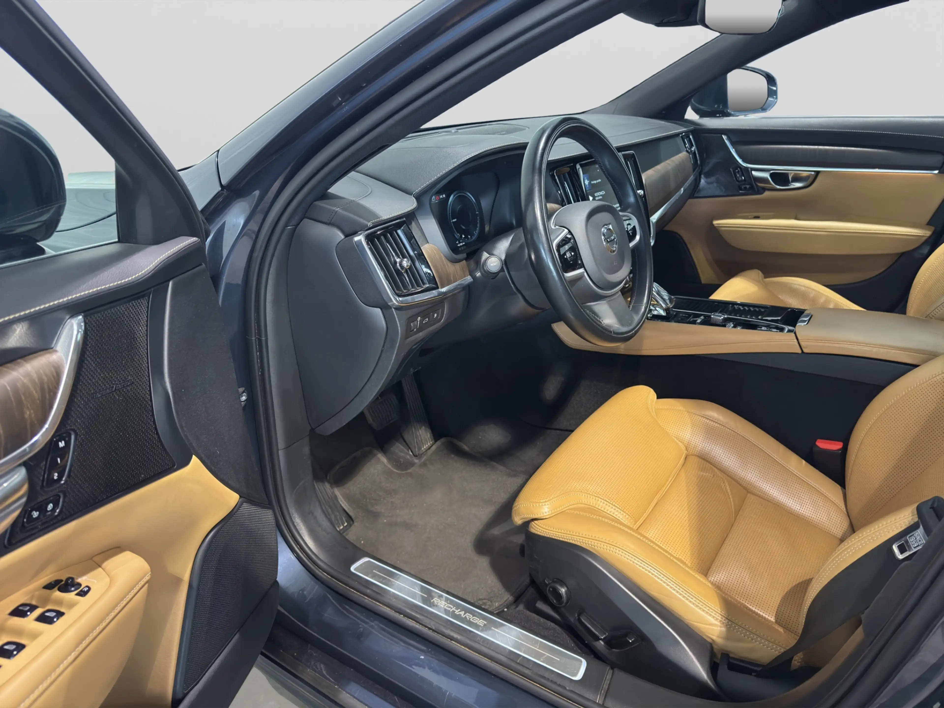 Volvo V90 T8 Aut. Plug-in Hybrid Inscription ACC 360camera L — photo 5