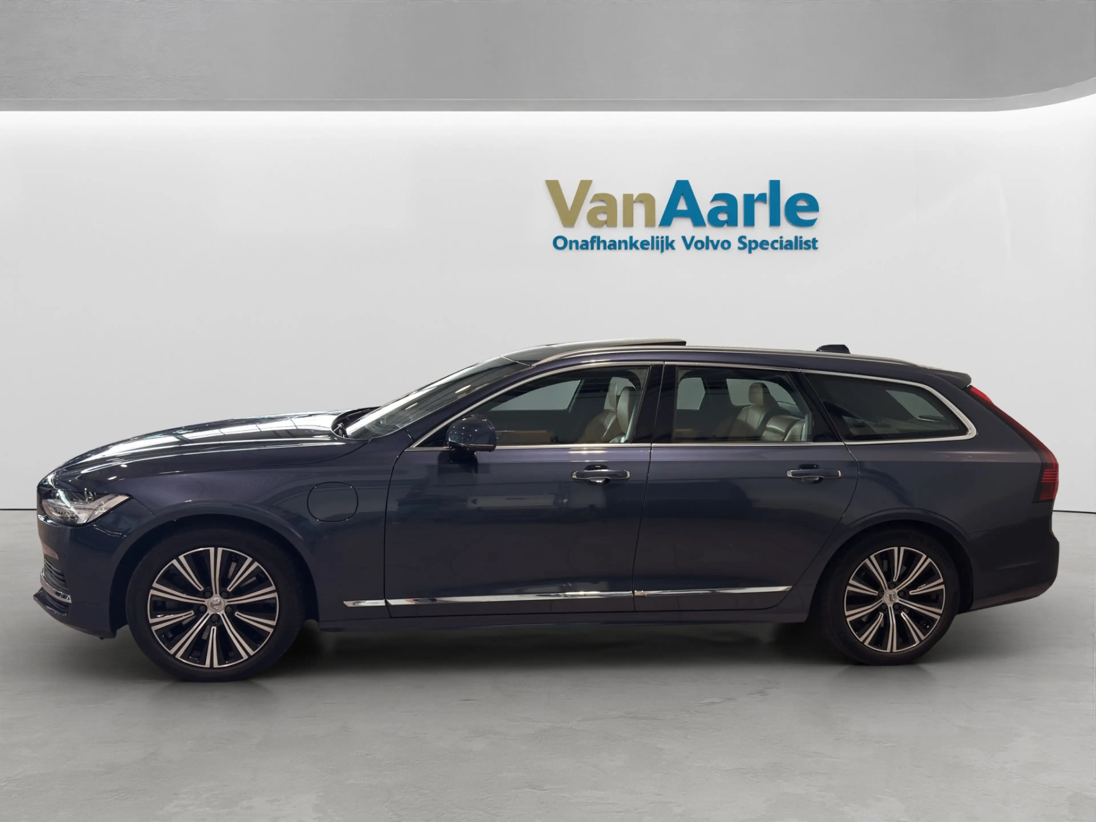Volvo V90 T8 Aut. Plug-in Hybrid Inscription ACC 360camera L — photo 10