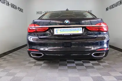Annonce voiture d'occasion BMW 740 - CARADIZE