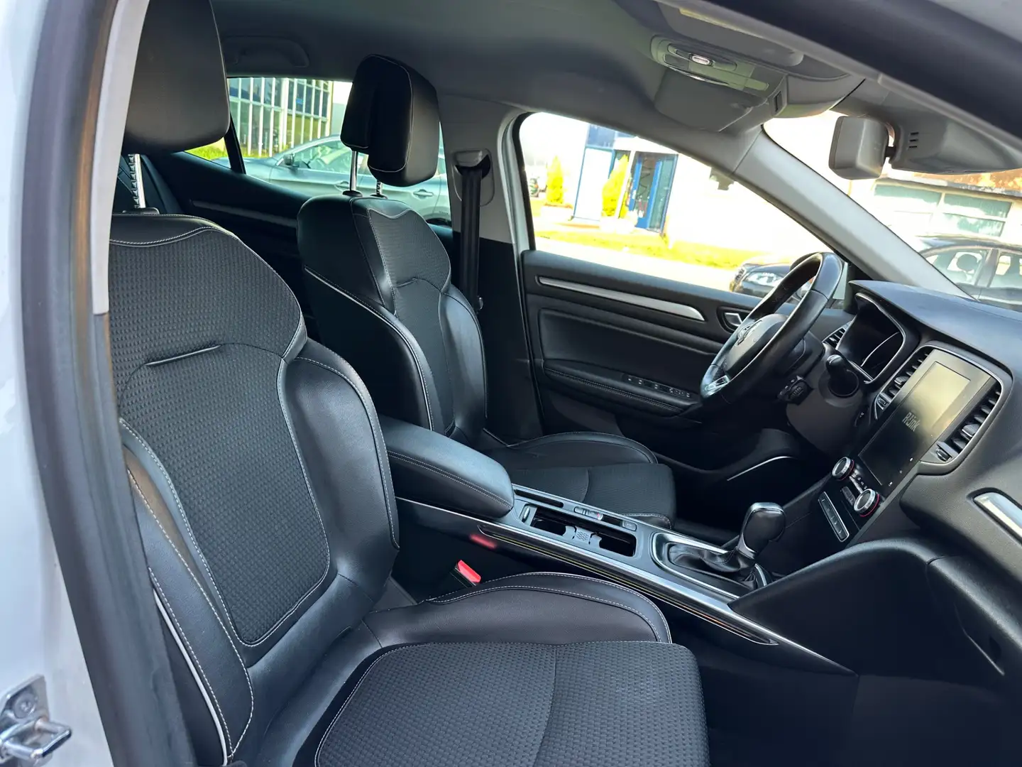 Renault Megane 1.2 TCe Bose HUD | Stoelverwarming Blanc - 2