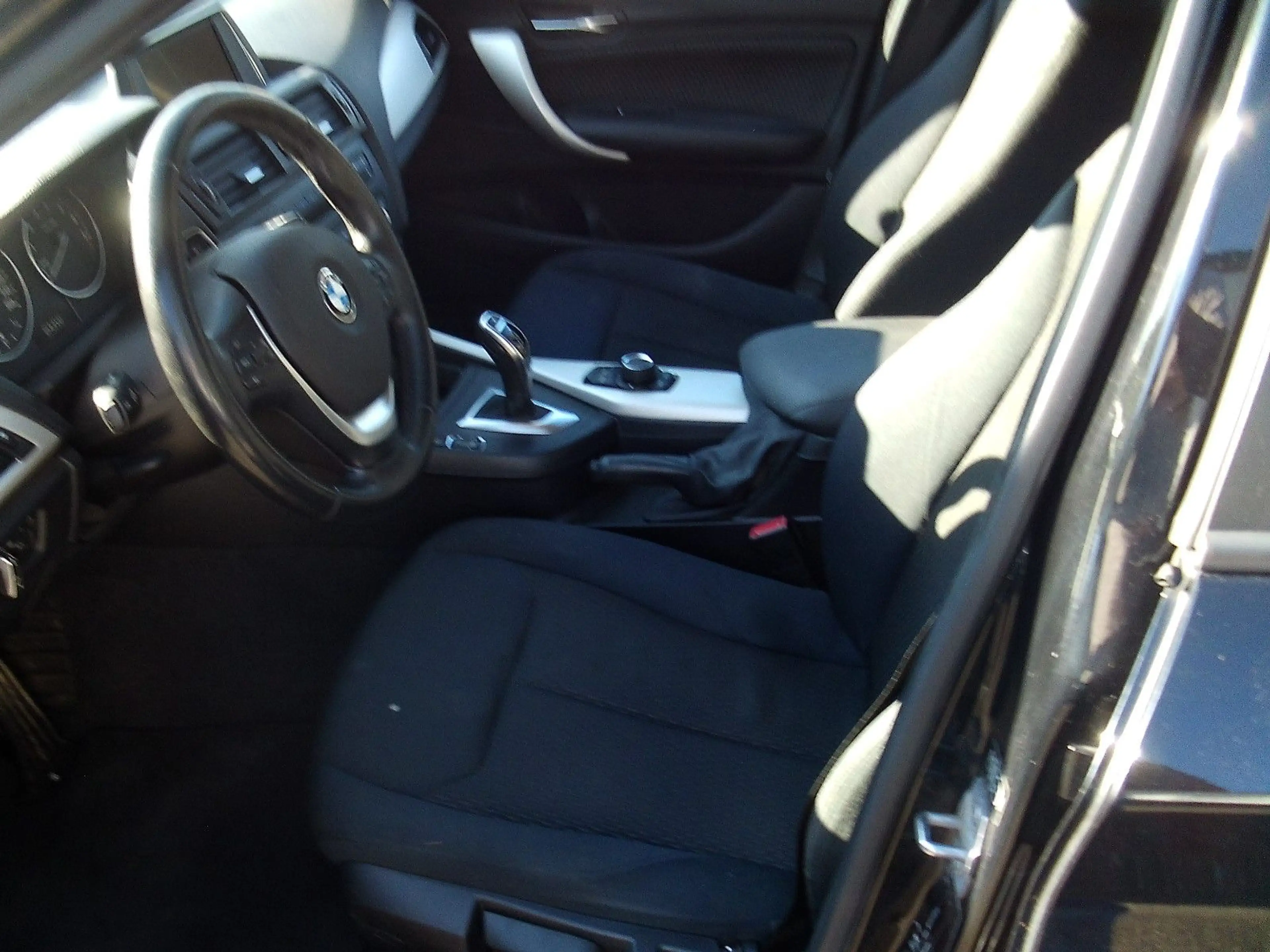 BMW 125 1 Limousine 5-trg. 125 i — photo 6
