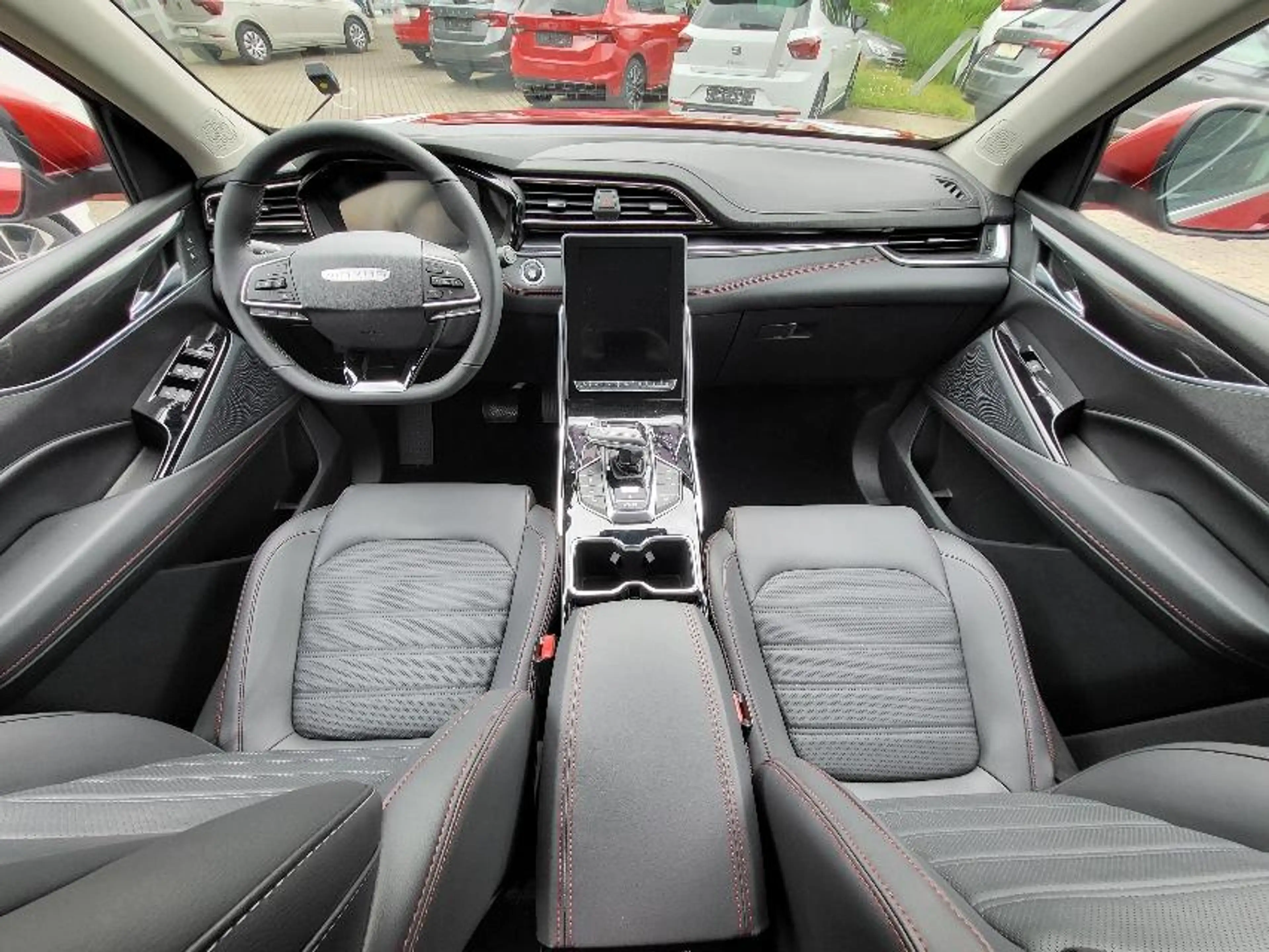 Maxus Euniq 6 LIMITED+ASSISTENTEN+LEDER+PANORAMA+360°+ — photo 14