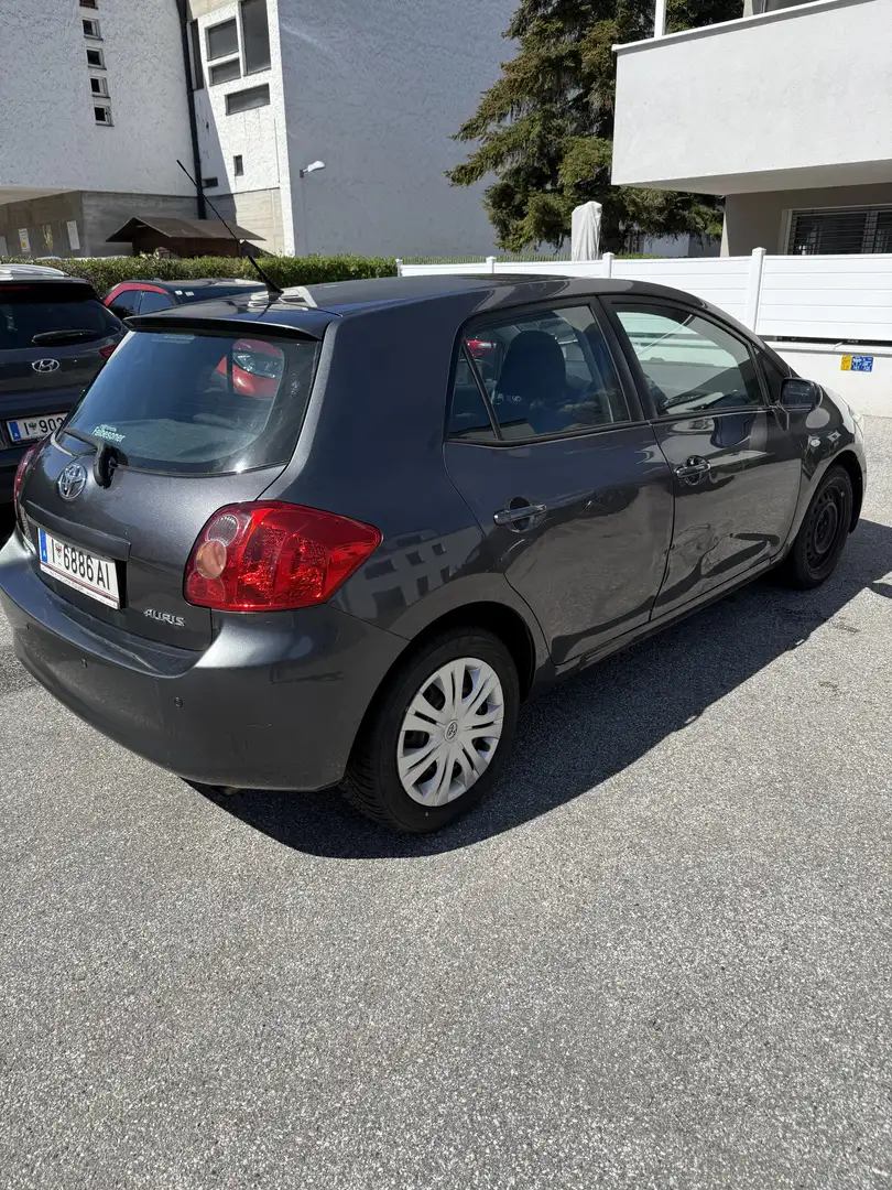 Toyota Auris 1,4 VVT-i Mid - 2