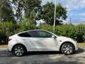 Tesla Model Y Model Y RWD + wall connector Blanc - thumbnail 1