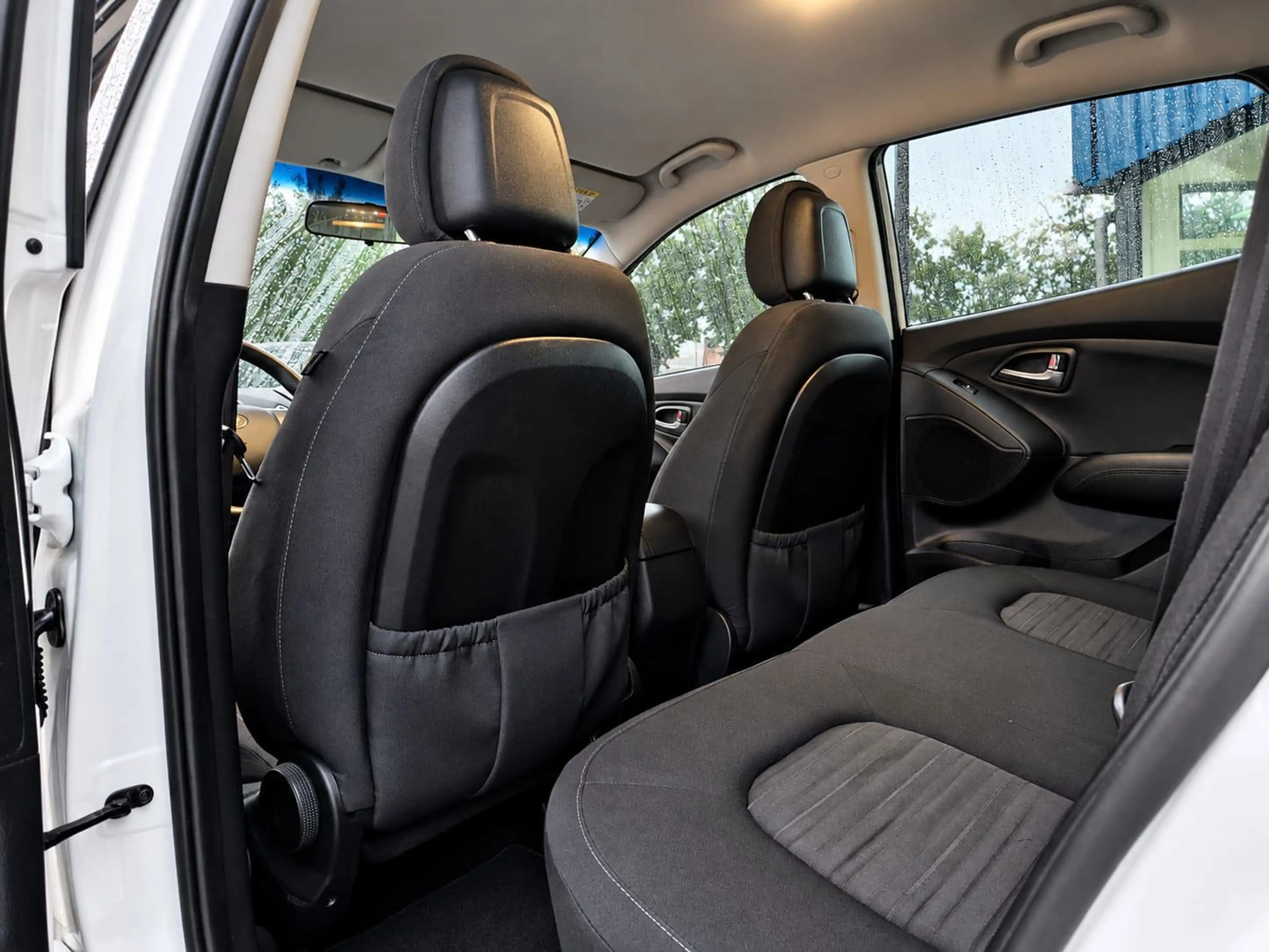 Hyundai iX35 1.6i GDI i-Drive Trekhaak Groot Scherm Zeer net — photo 11