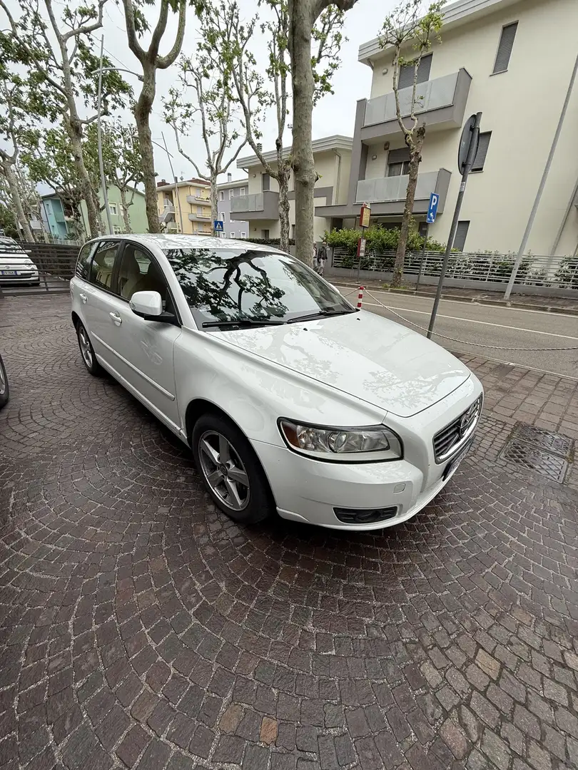 Volvo V50 2.0 d3 Polar Plus 150cv - 1