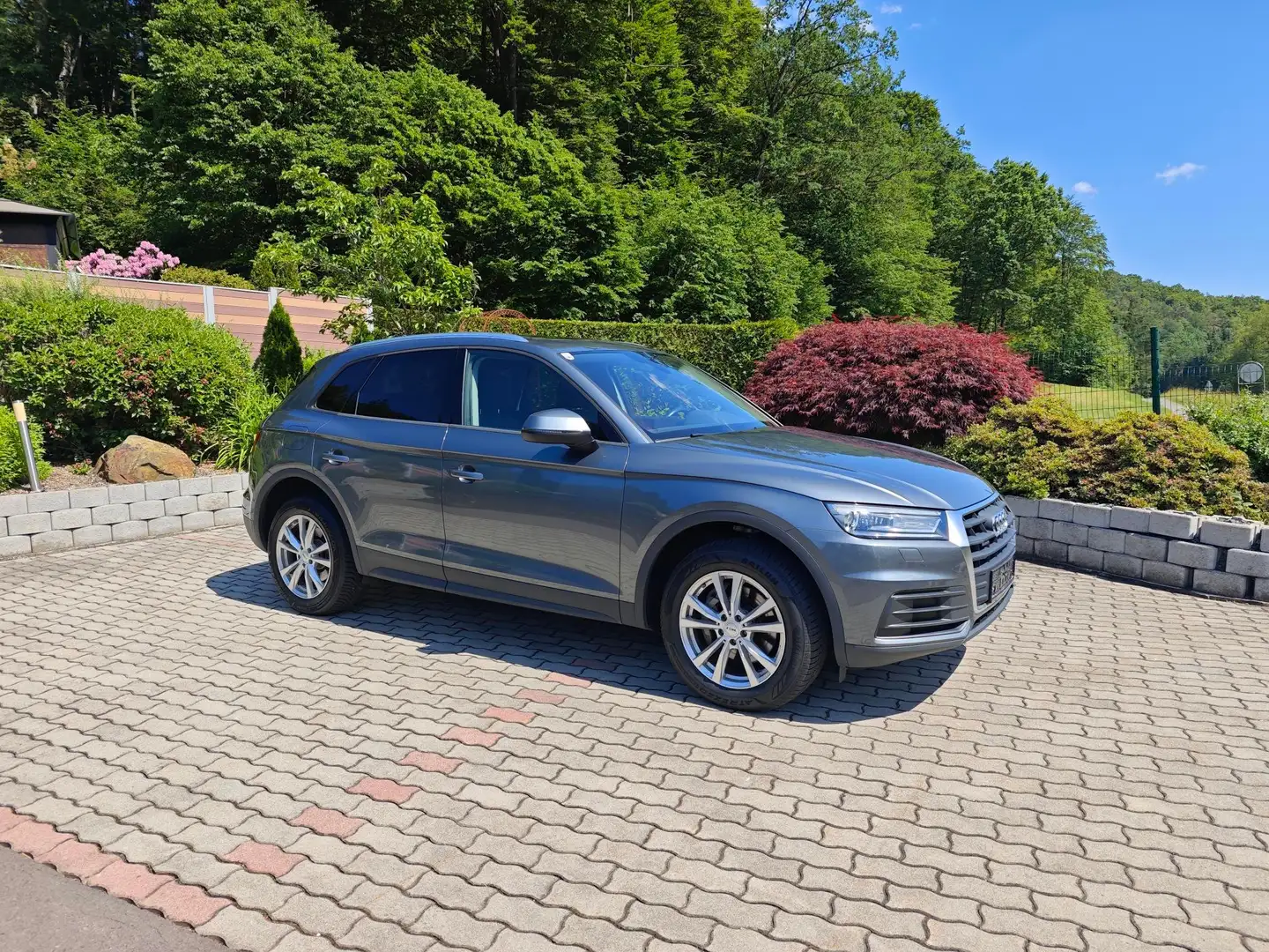 Audi Q5 Q5 2,0 TDI quattro S-tronic*AHK*Panodach* Grau - 2