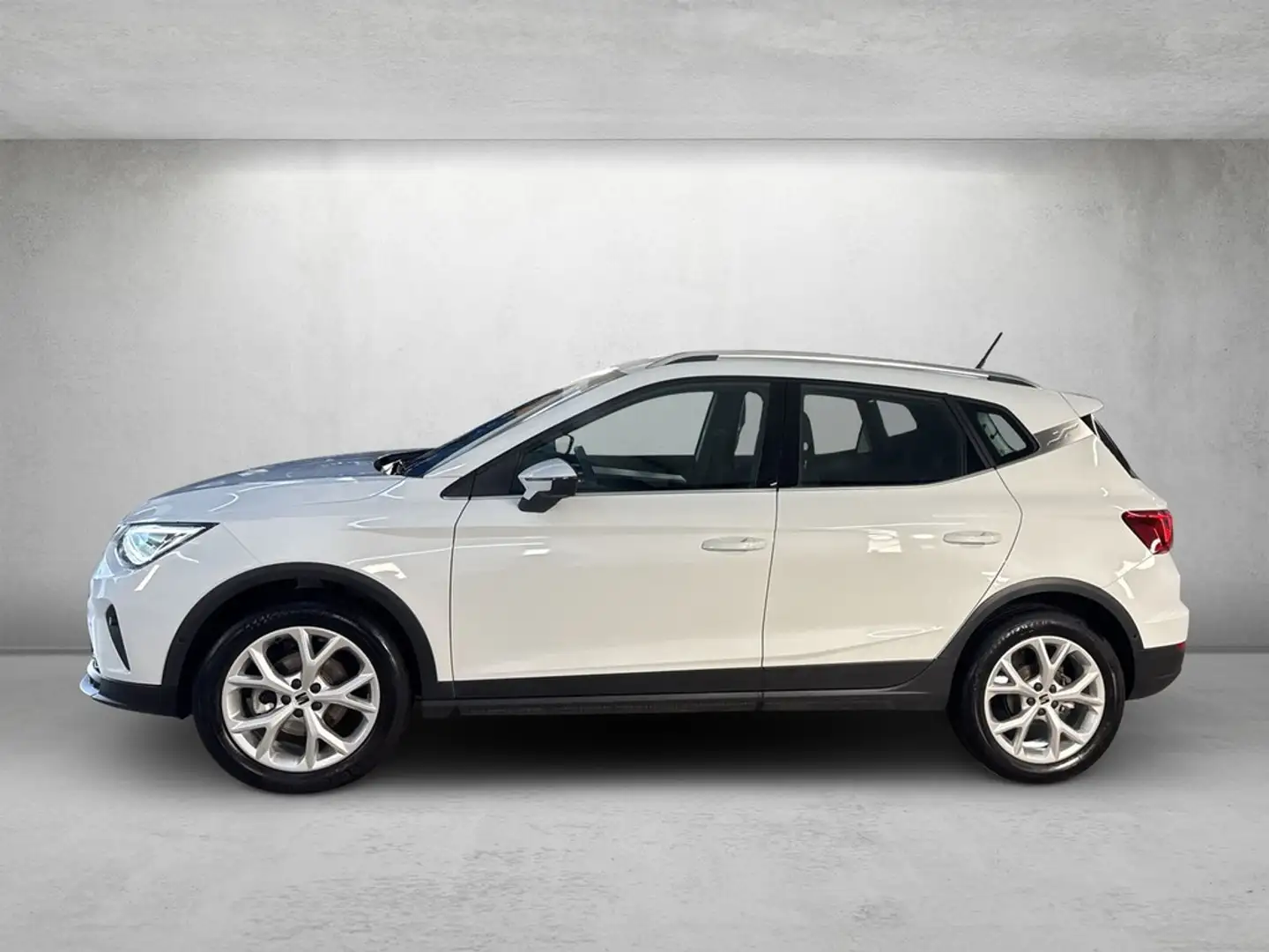 SEAT Arona 1.0 TSI DSG FR *LED*Navi*Kamera*ACC* Weiß - 2