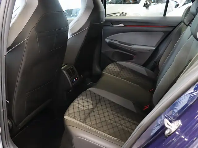 Volkswagen Golf view 23