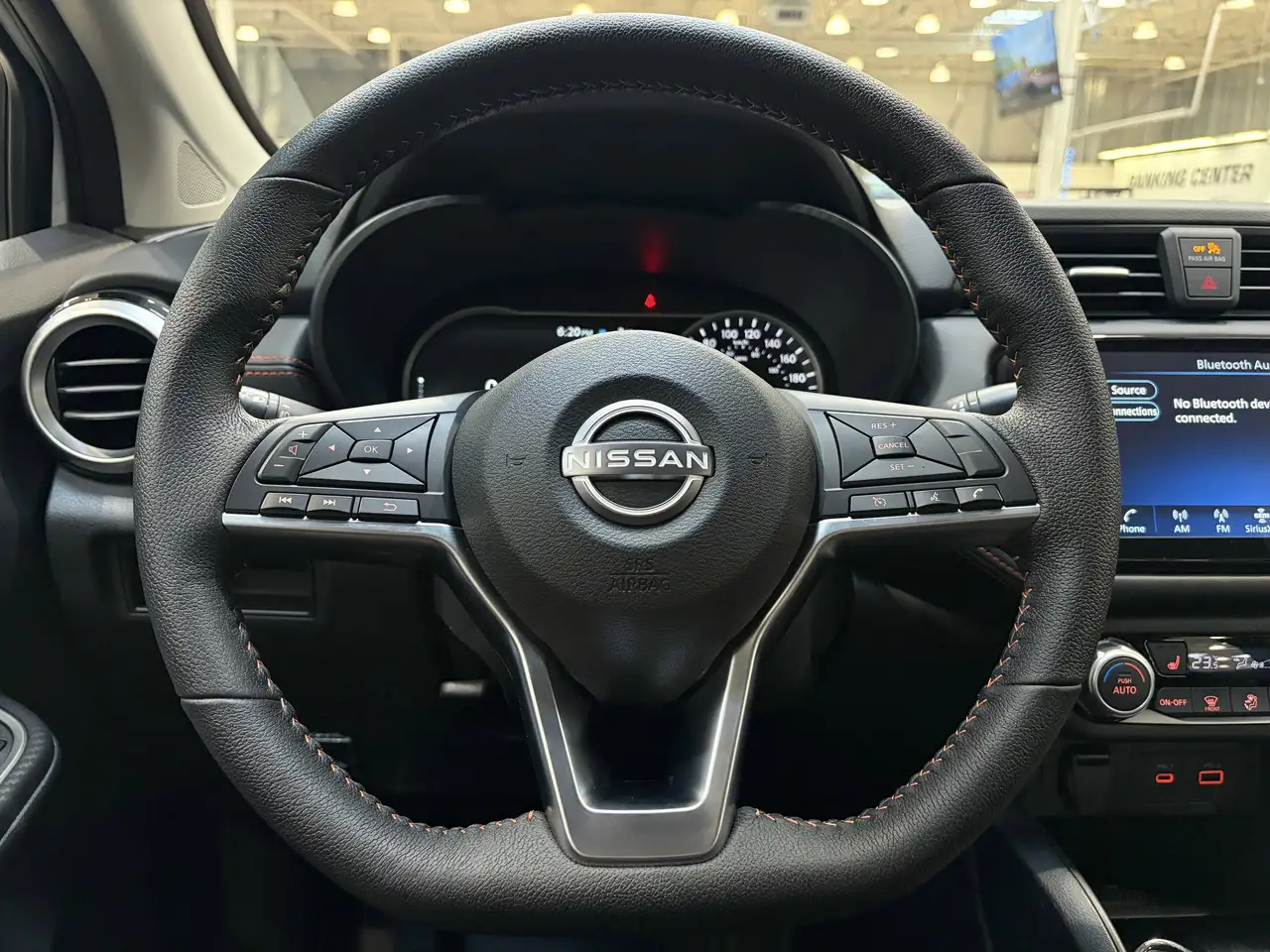 Nissan Versa снимка Nissan Versa