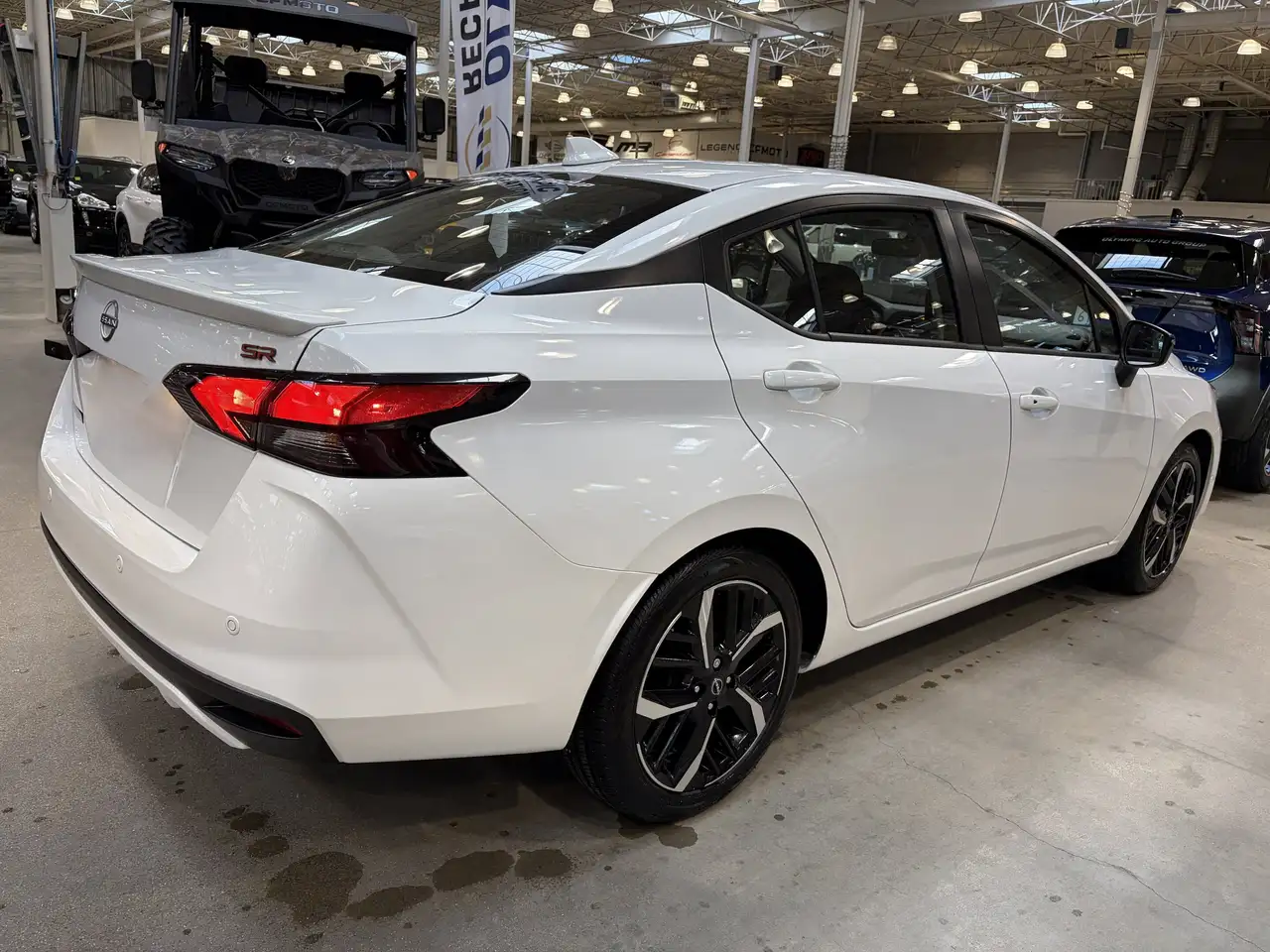 Nissan Versa снимка Nissan Versa