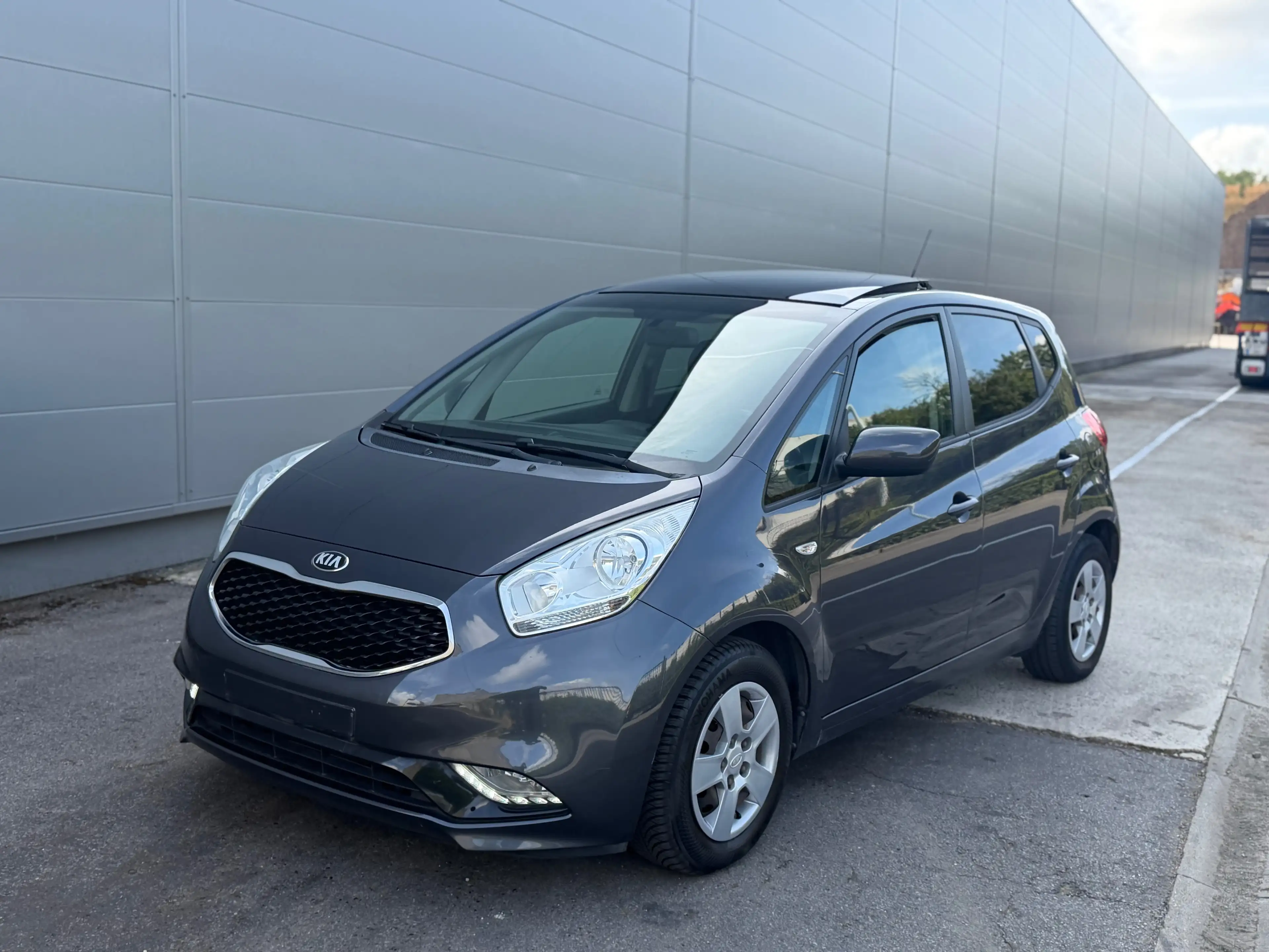 Kia Venga Venga 1.4i — photo 2