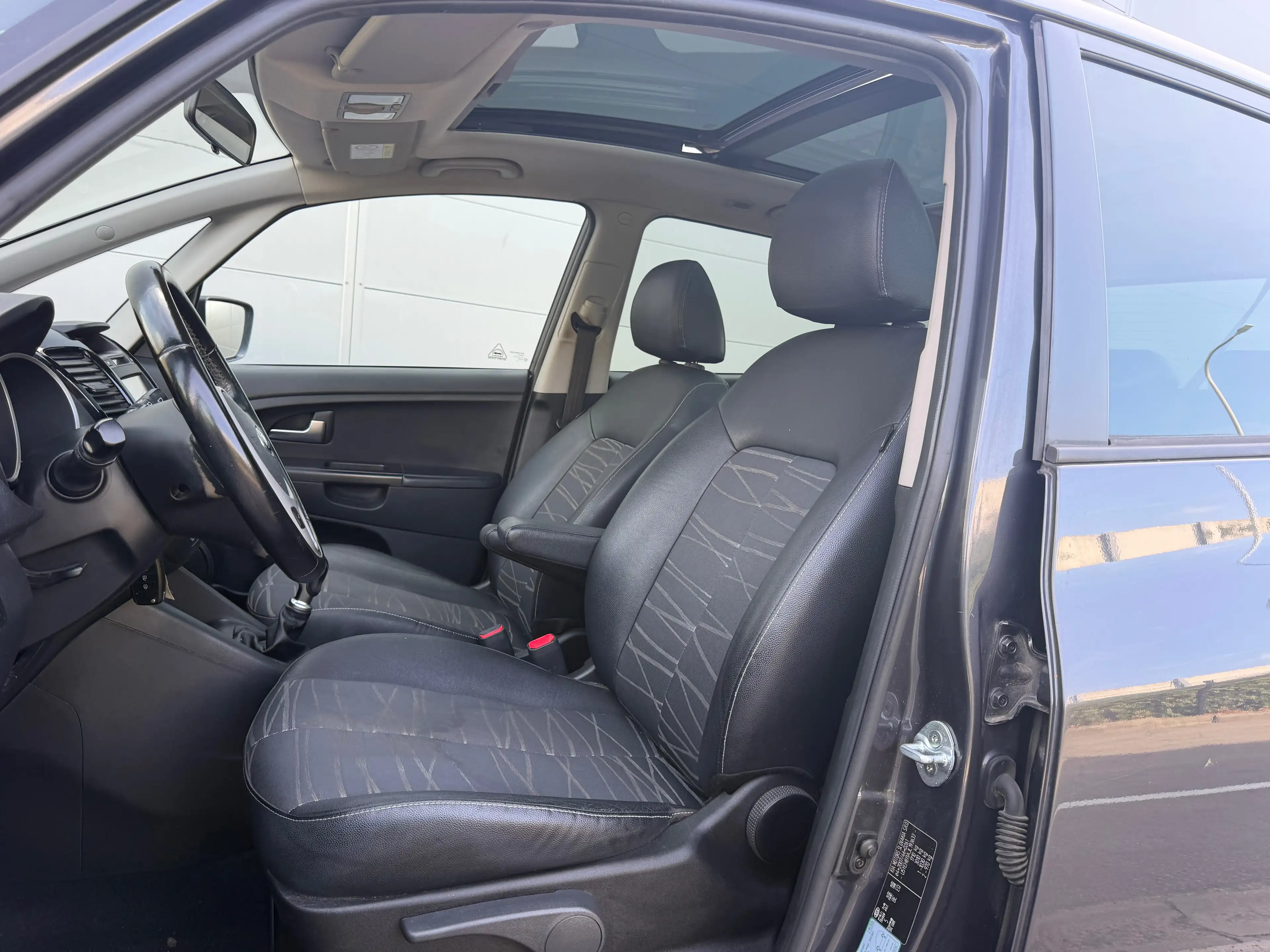Kia Venga Venga 1.4i — photo 6