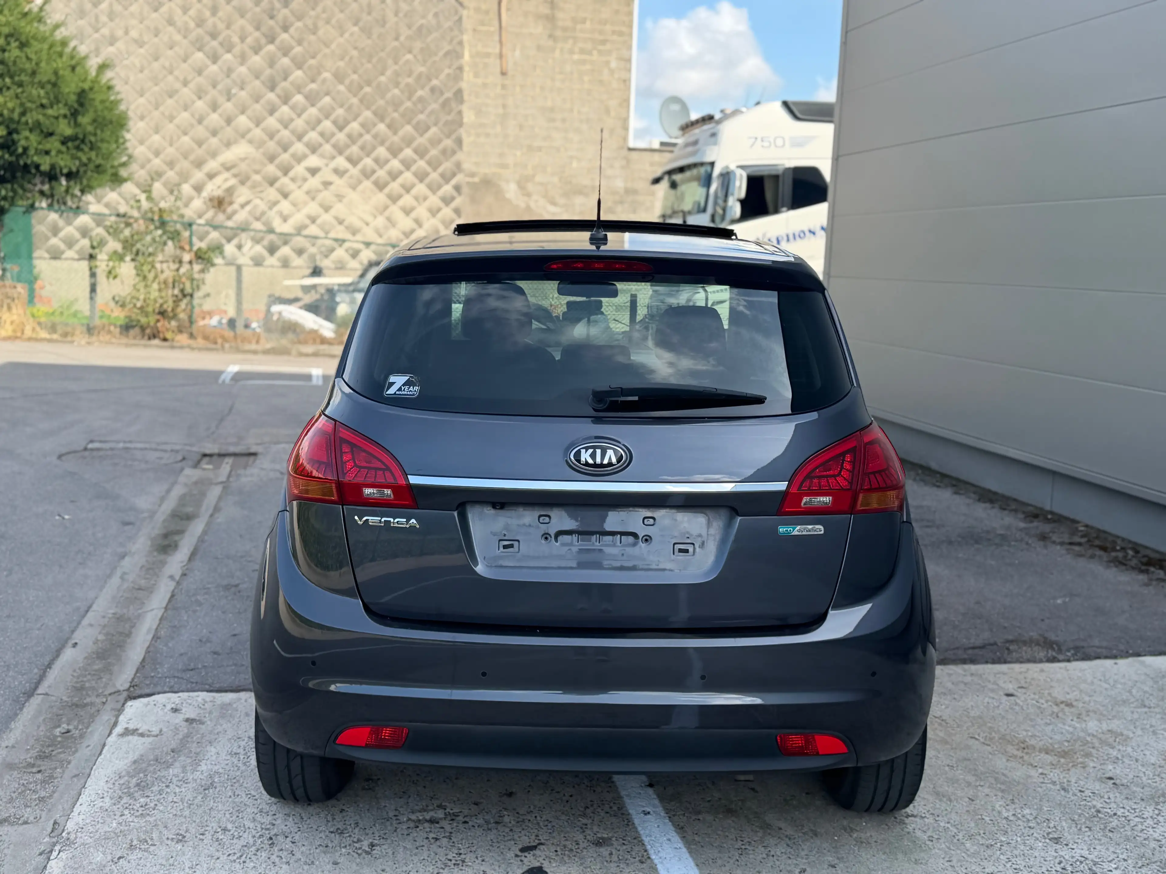 Kia Venga Venga 1.4i — photo 10