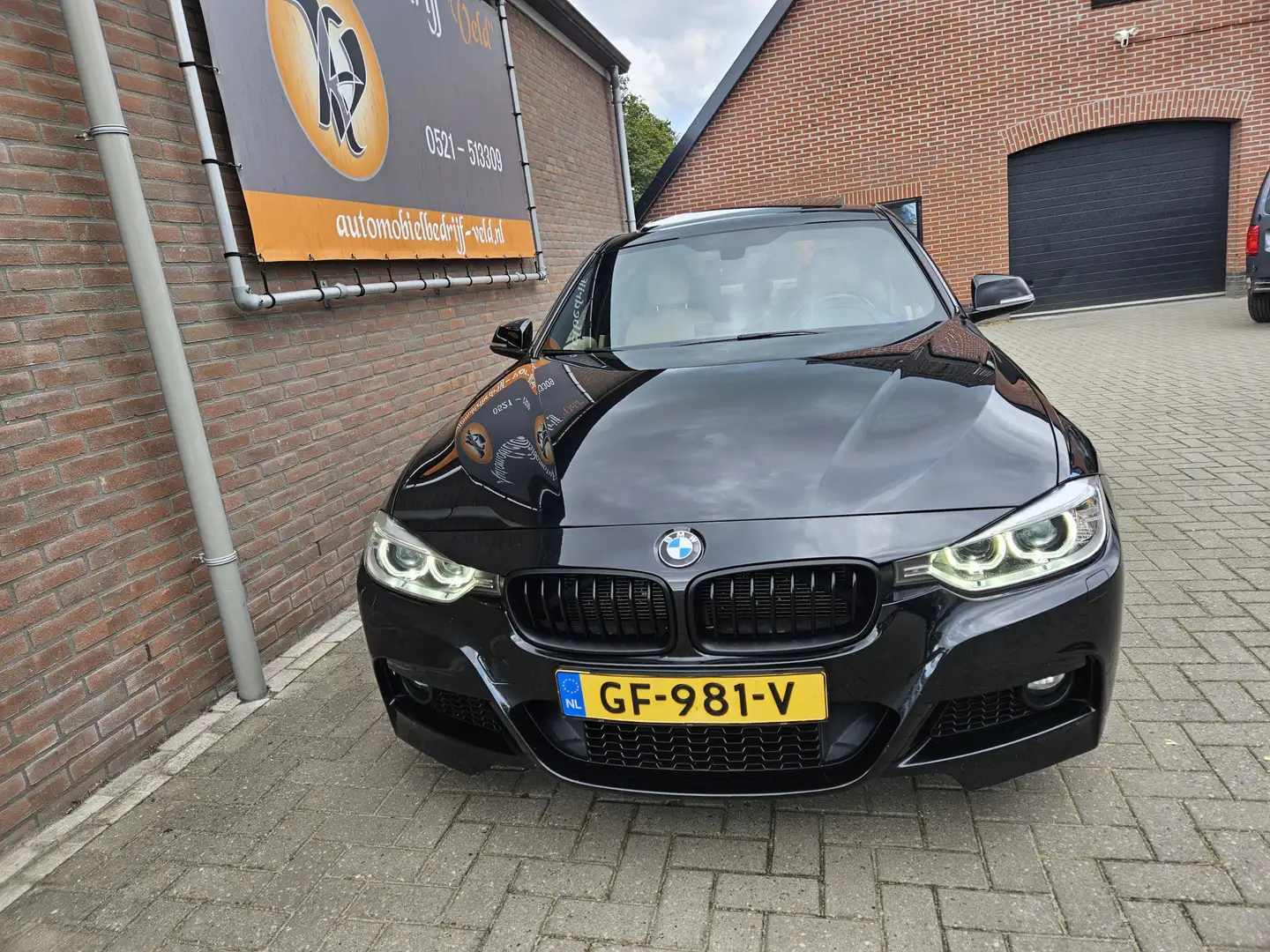 BMW 316 3-serie 316i High Executive M-Pakket Zwart - 2