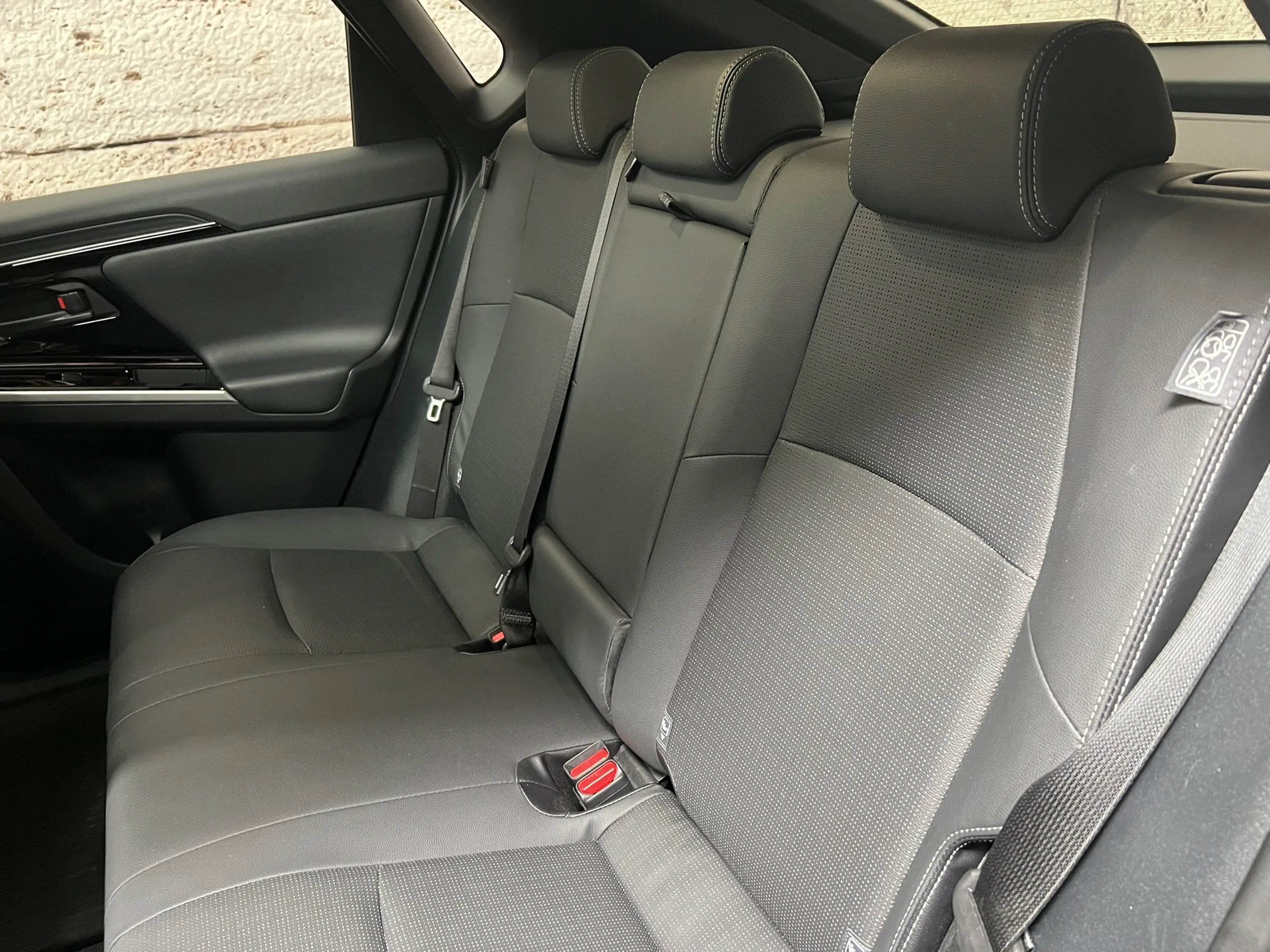 Toyota bZ4X Elektro 4x4 Executive + Style Paket — photo 15