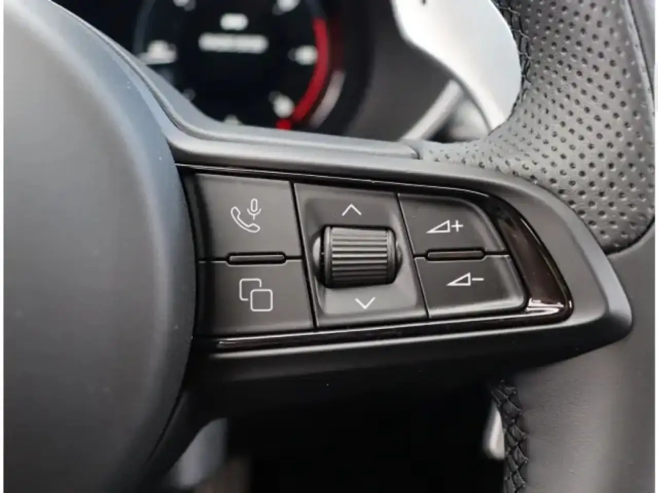 Alfa Romeo Stelvio 2026 — фото 14