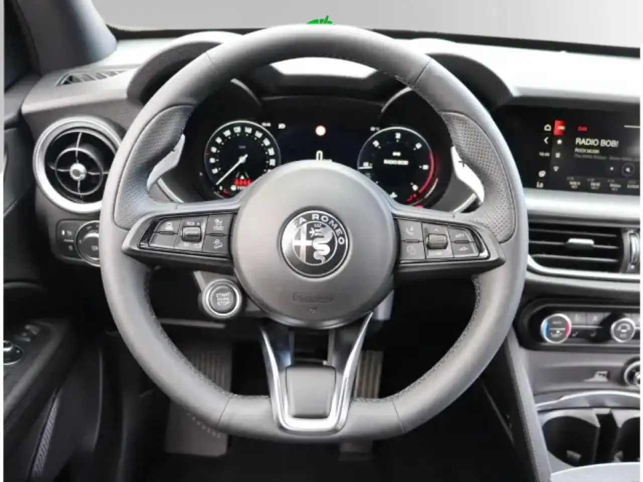 Alfa Romeo Stelvio 2026 — фото 12